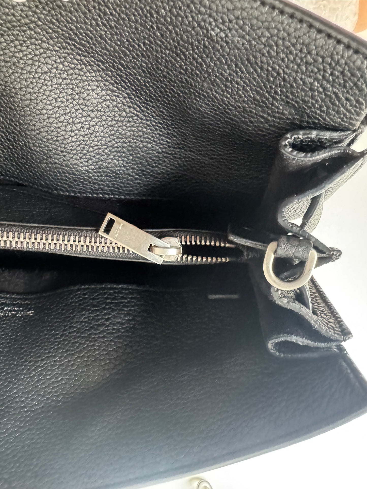 Saint Laurent Sac de Jour Supple