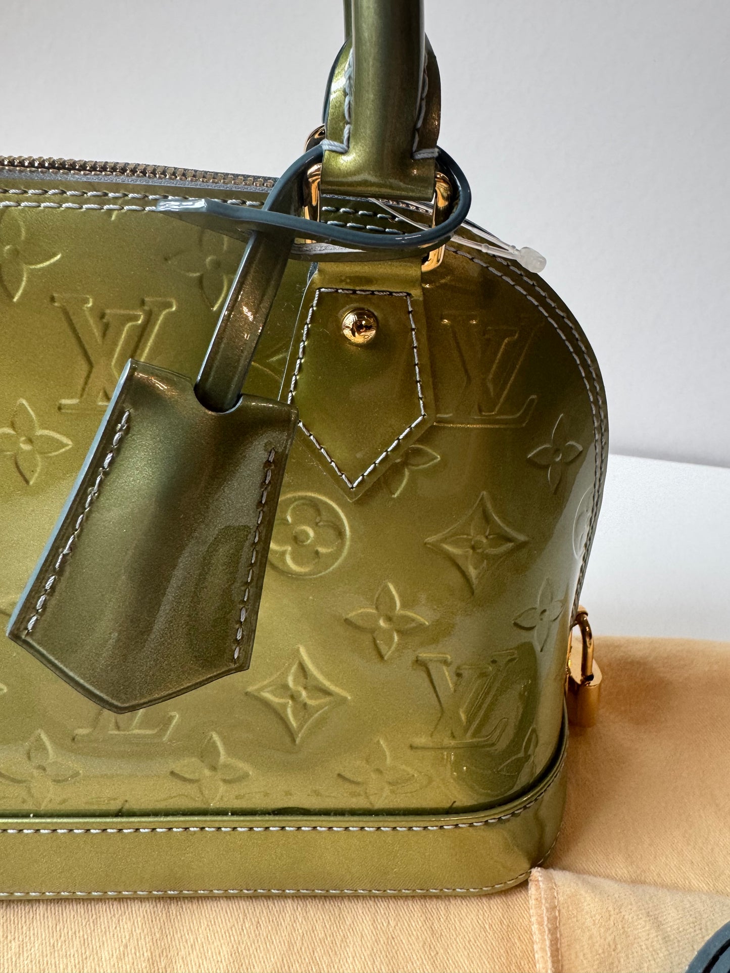 Louis Vuitton Alma