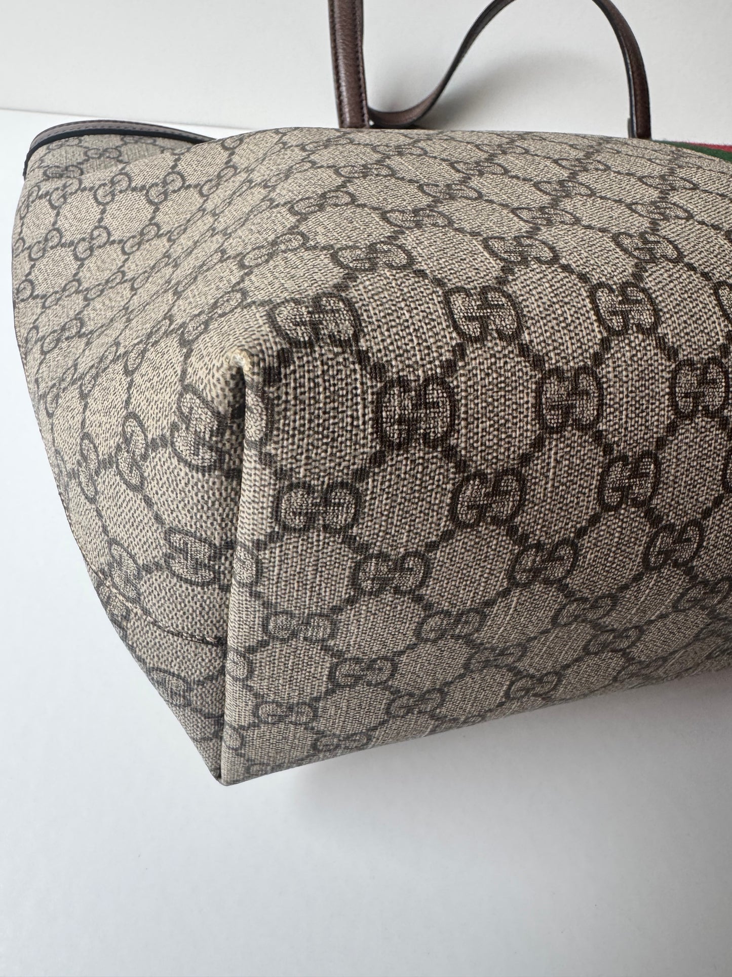 Gucci GG Supreme Ophidia Tote Bag