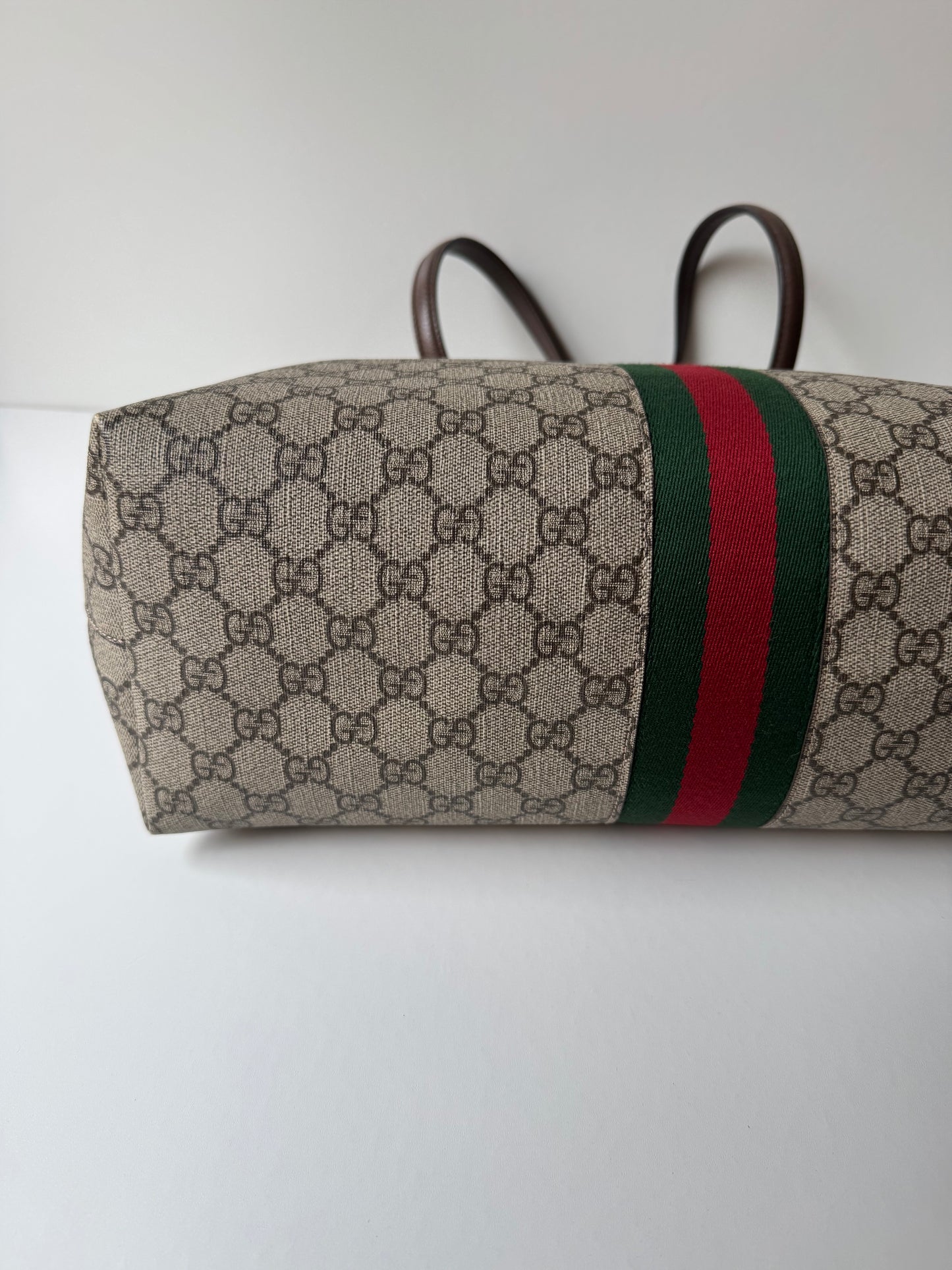 Gucci GG Supreme Ophidia Tote Bag