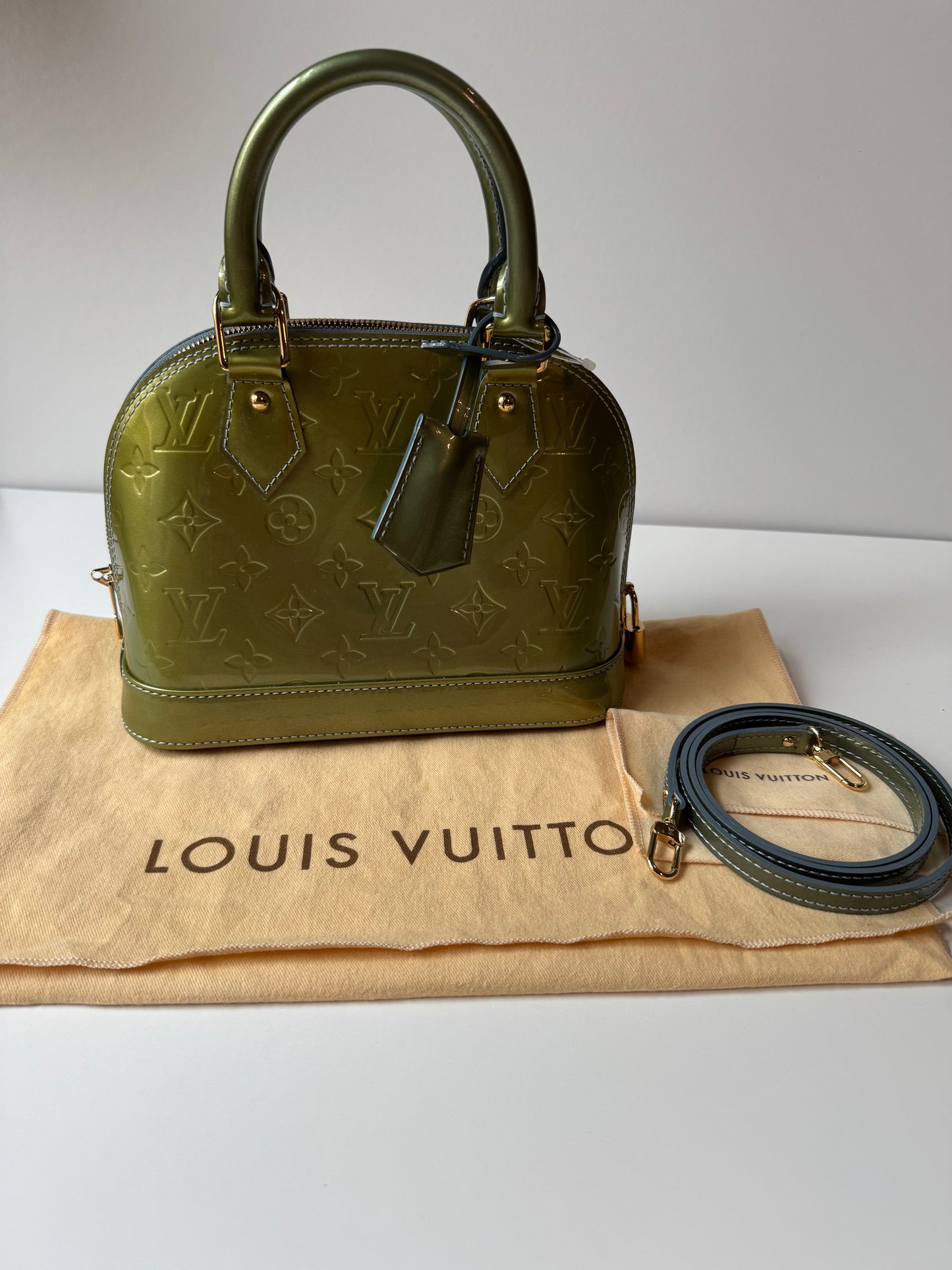Louis Vuitton Alma