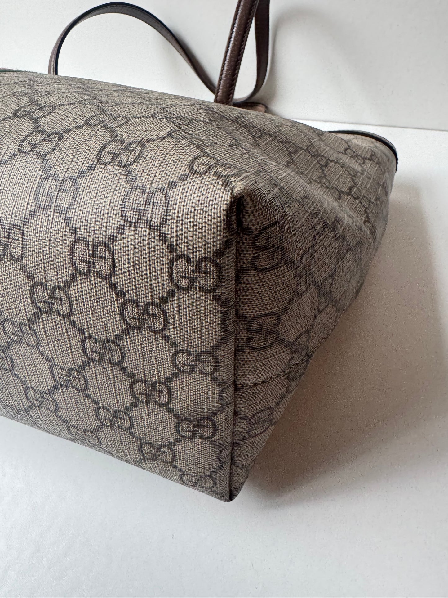 Gucci GG Supreme Ophidia Tote Bag