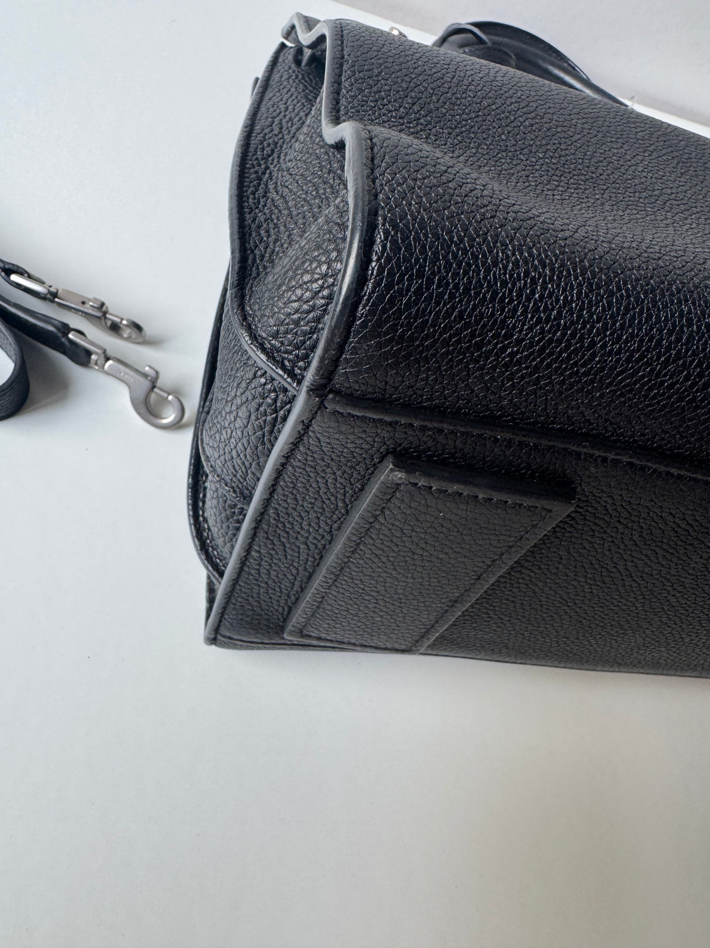 Saint Laurent Sac de Jour Supple