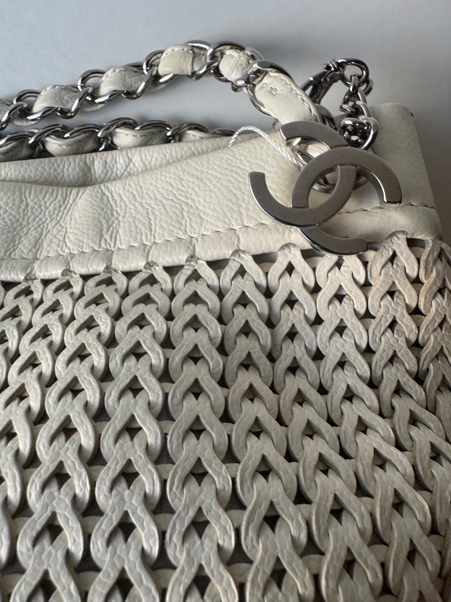 Chanel CC Woven shoulder Bag