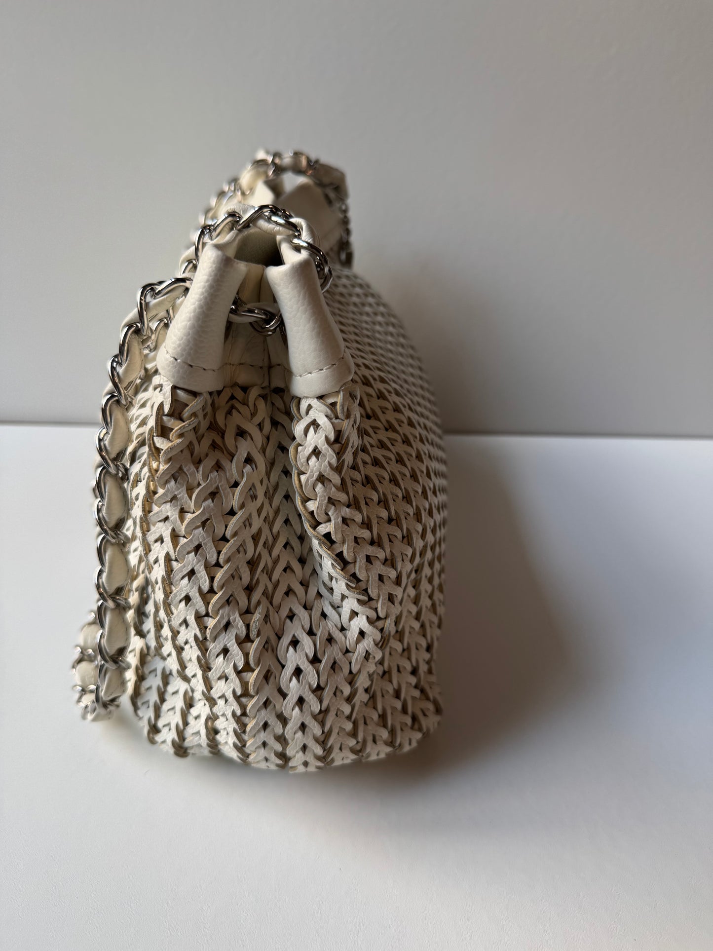 Chanel CC Woven shoulder Bag
