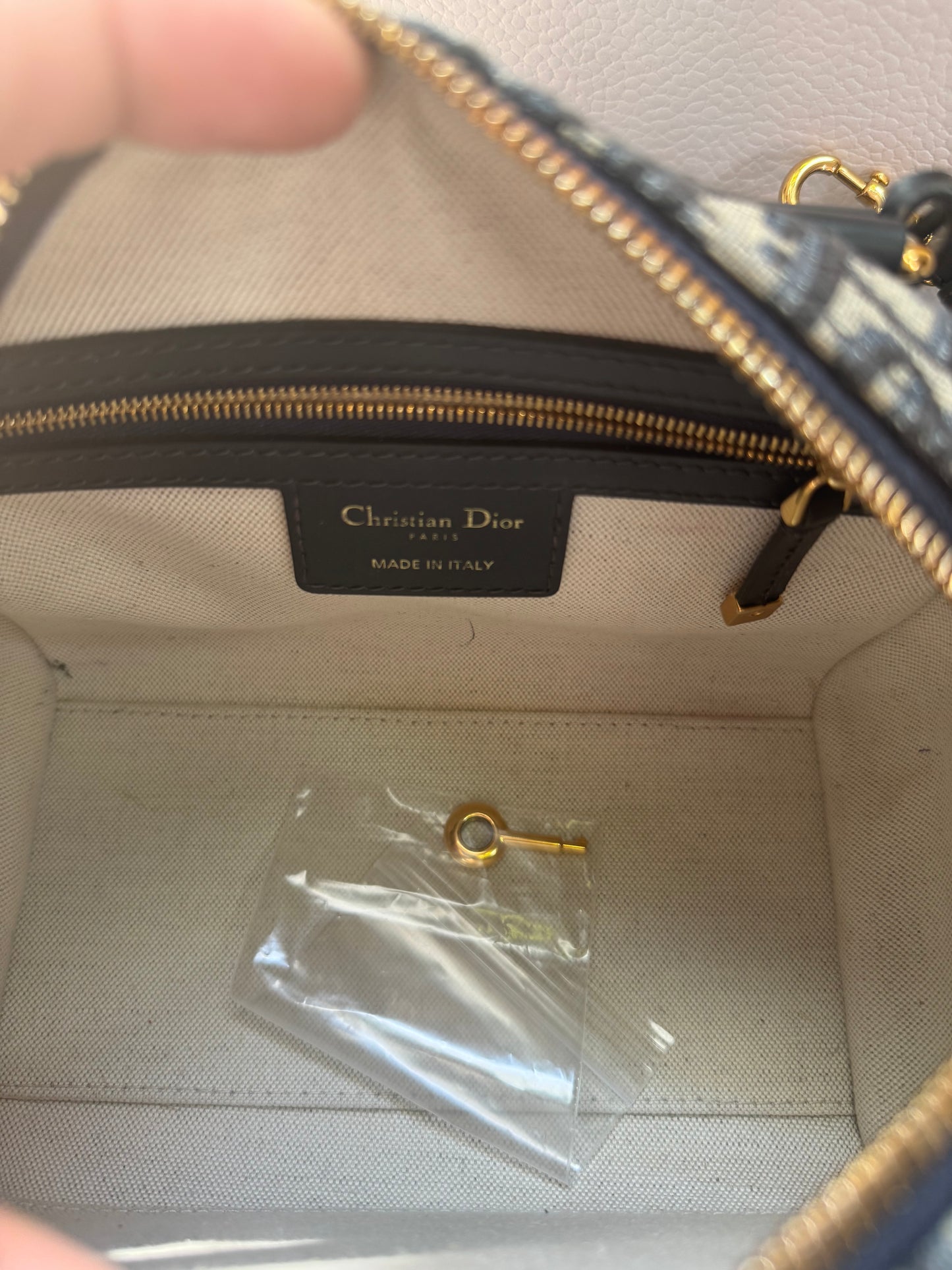 Dior Groove 20