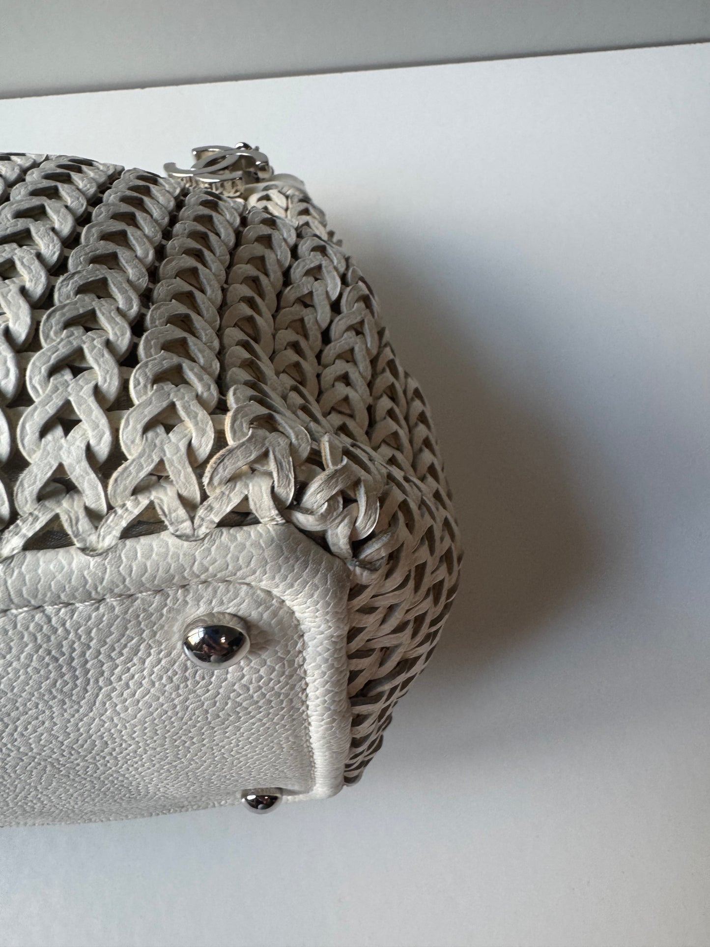Chanel CC Woven shoulder Bag