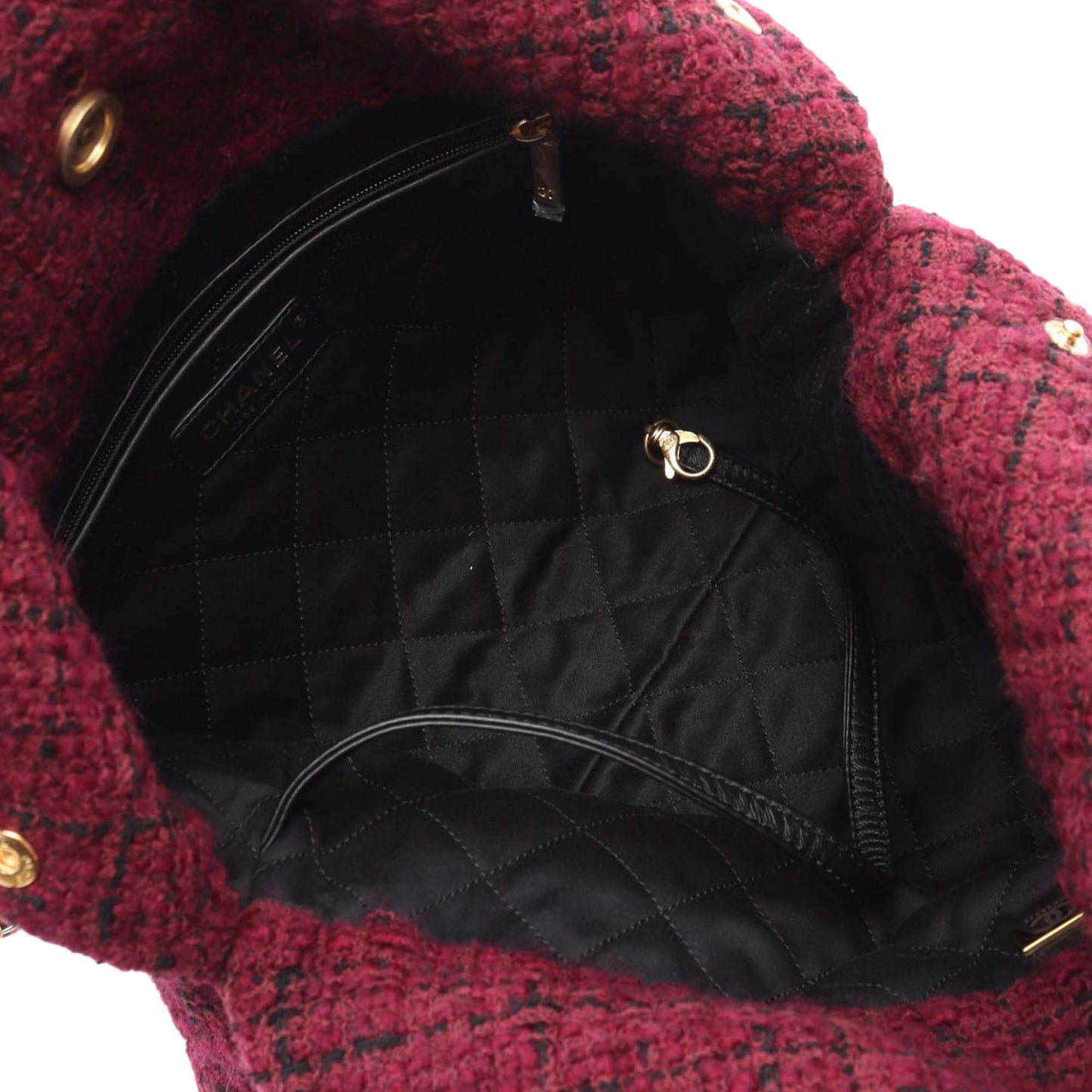 Chanel 22