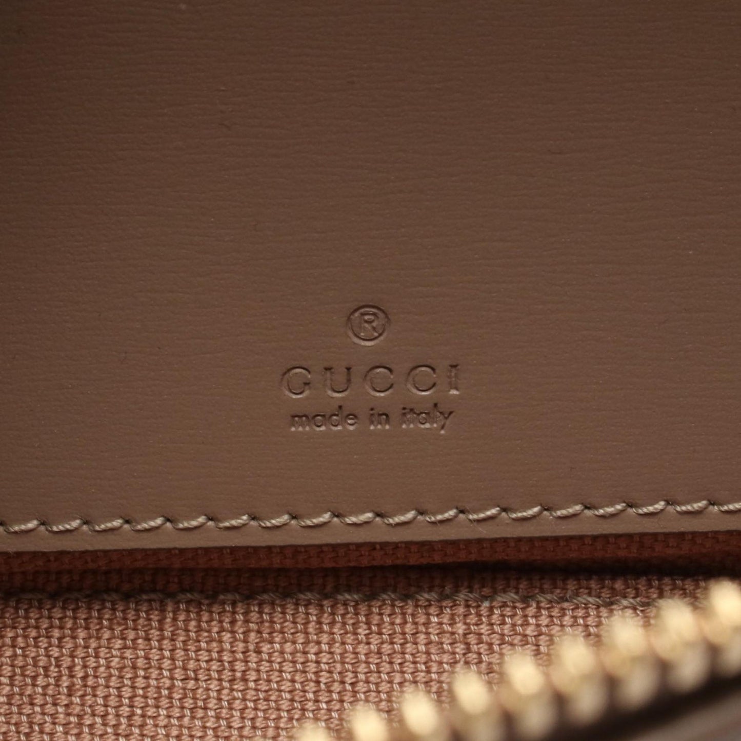Gucci GG Shadow Supreme Bag Secondhand