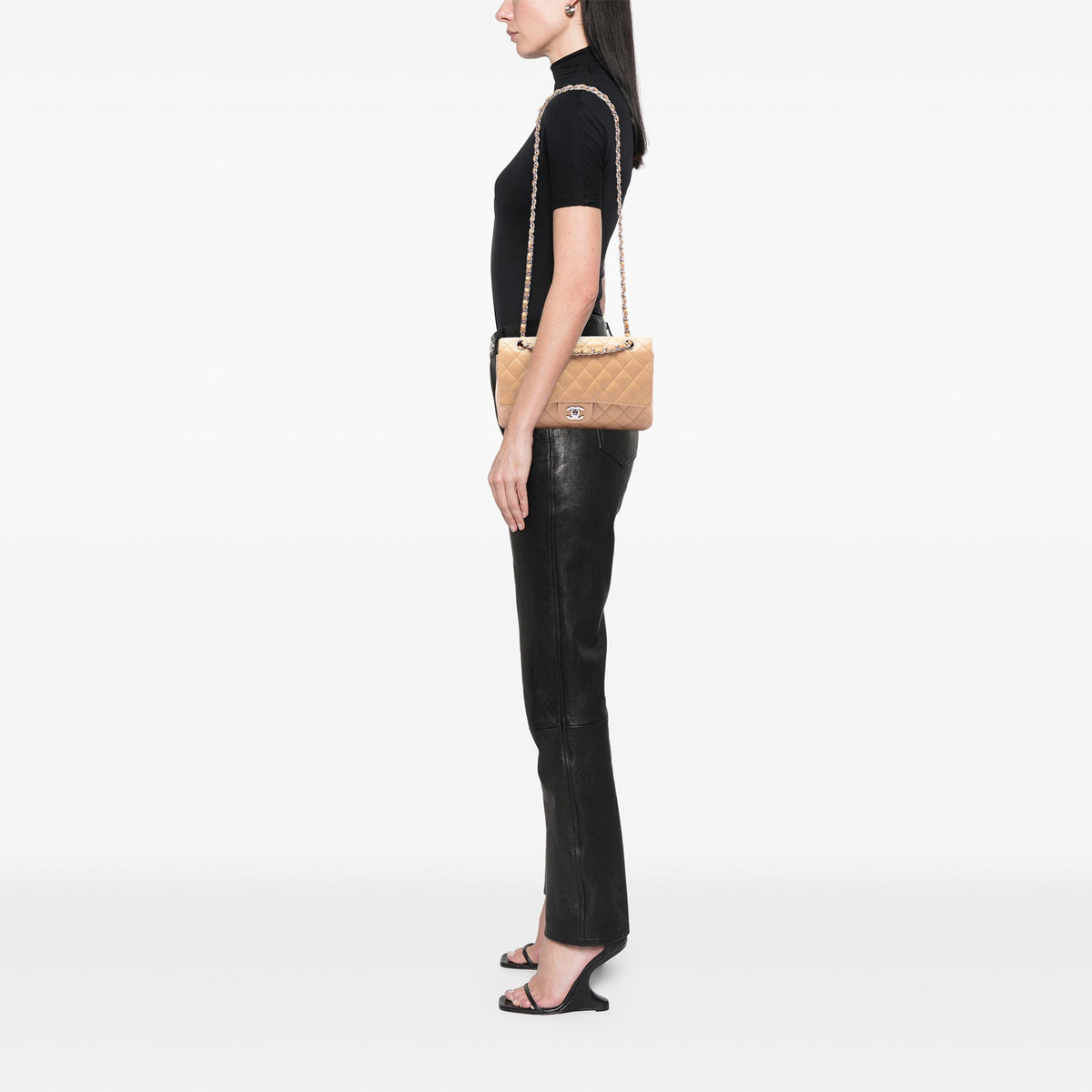 Chanel Timeless Medium Classic