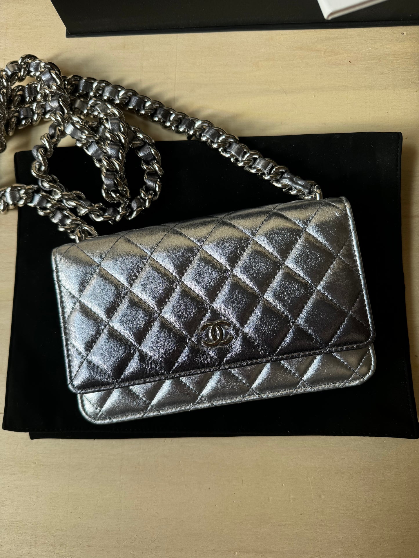 Chanel Wallet On Chain Iridescent