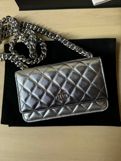 Chanel Wallet On Chain Iridescent