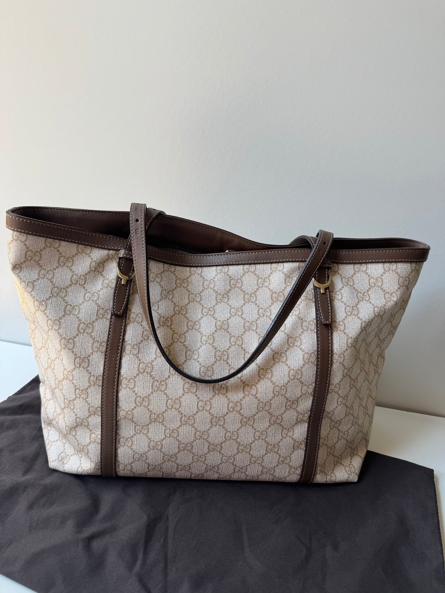 Gucci GG Supreme Nice Tote Bag