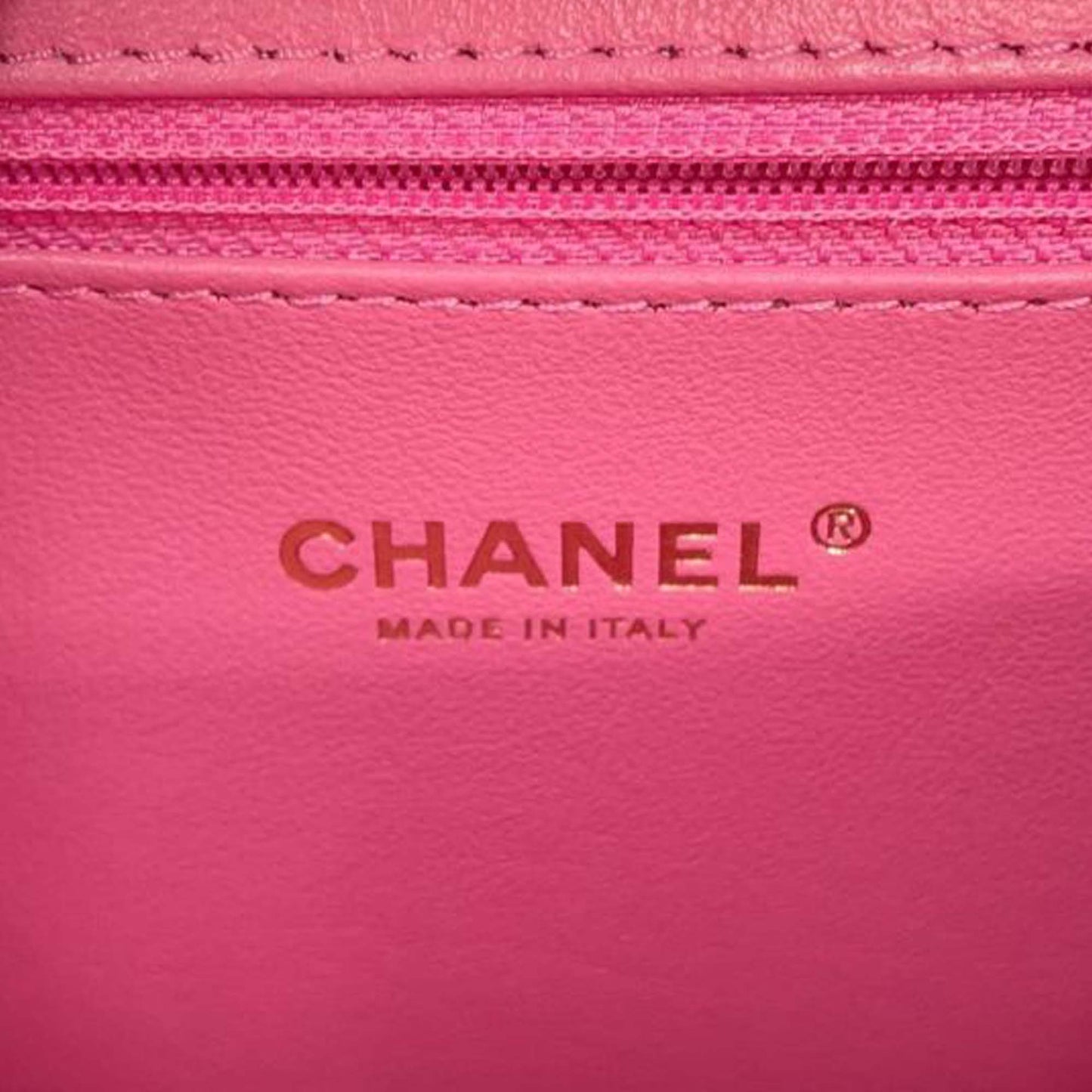 Chanel Tricolor Caviar CC Filigree Vanity Case