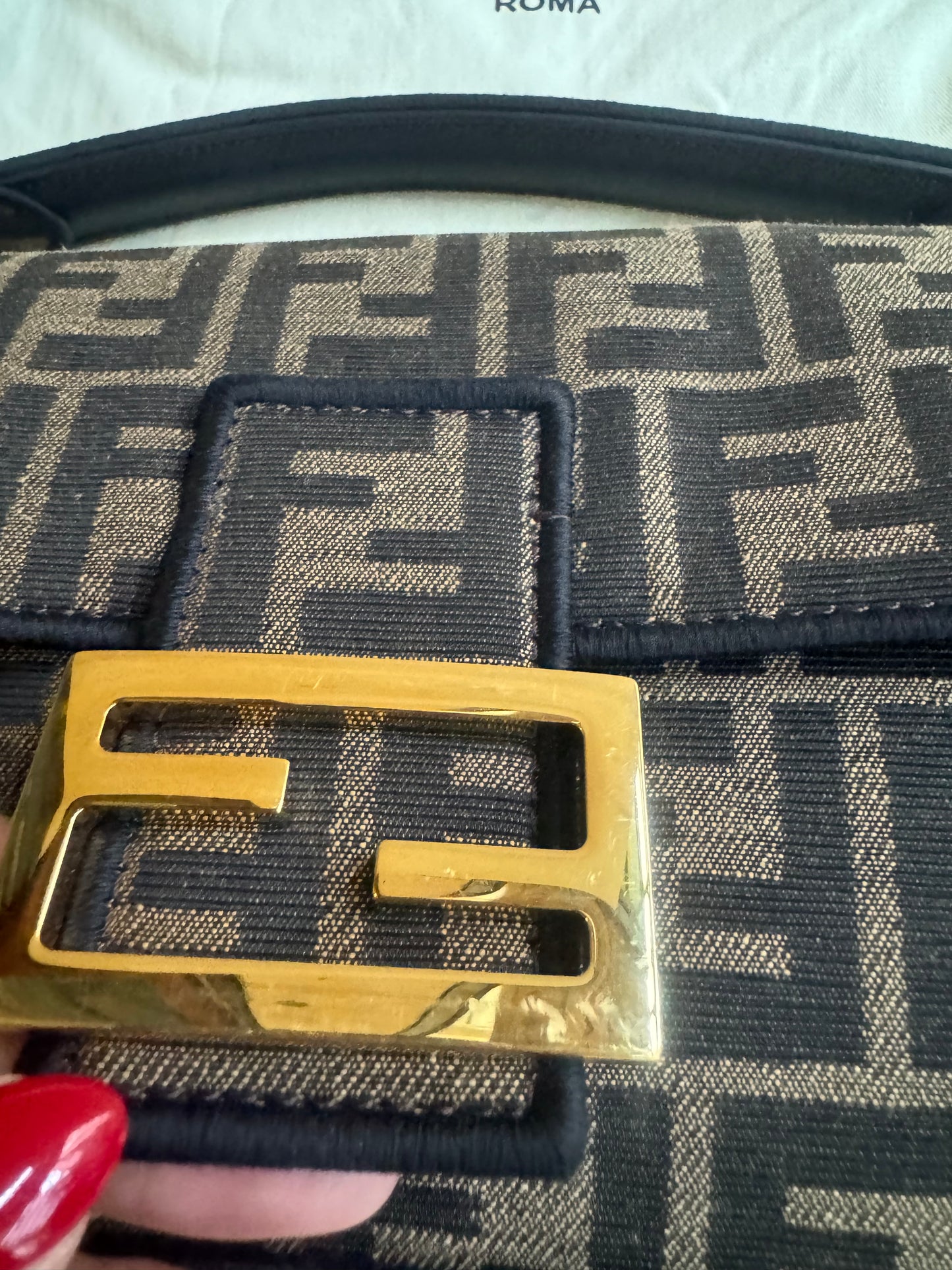 Fendi Baguette