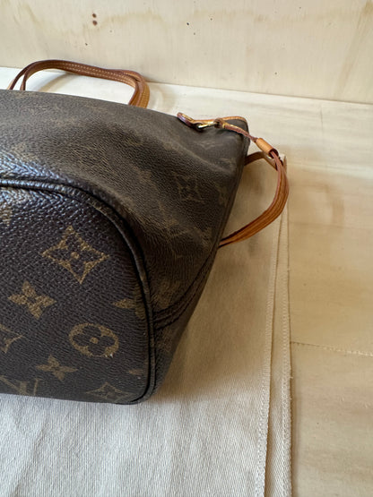 Louis Vuitton Neverfull PM