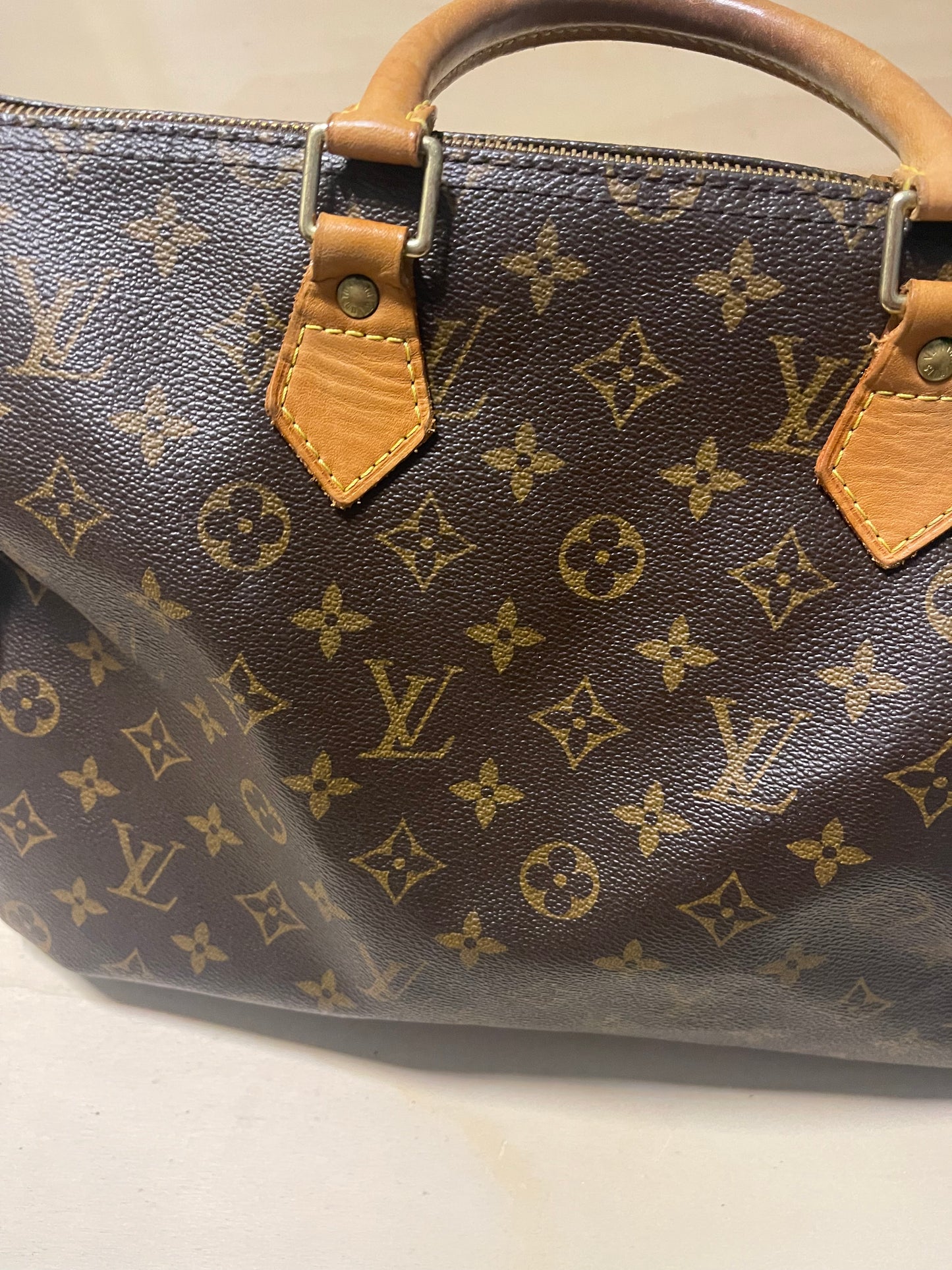 Louis Vuitton Speedy 35 monogram