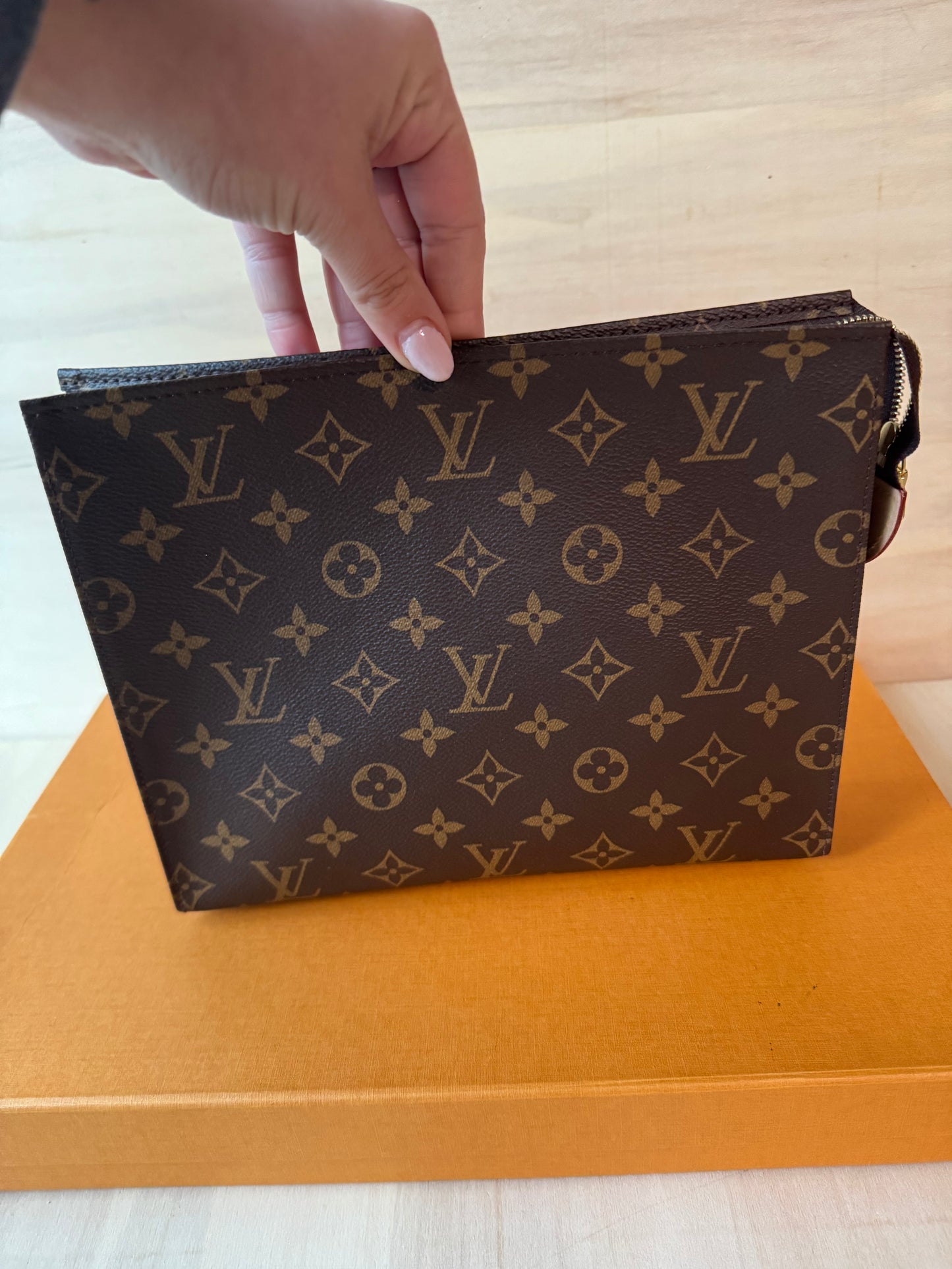 Louis Vuitton Toilette