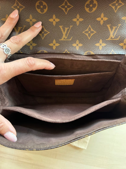 Louis Vuitton Monogram Pochette Metis