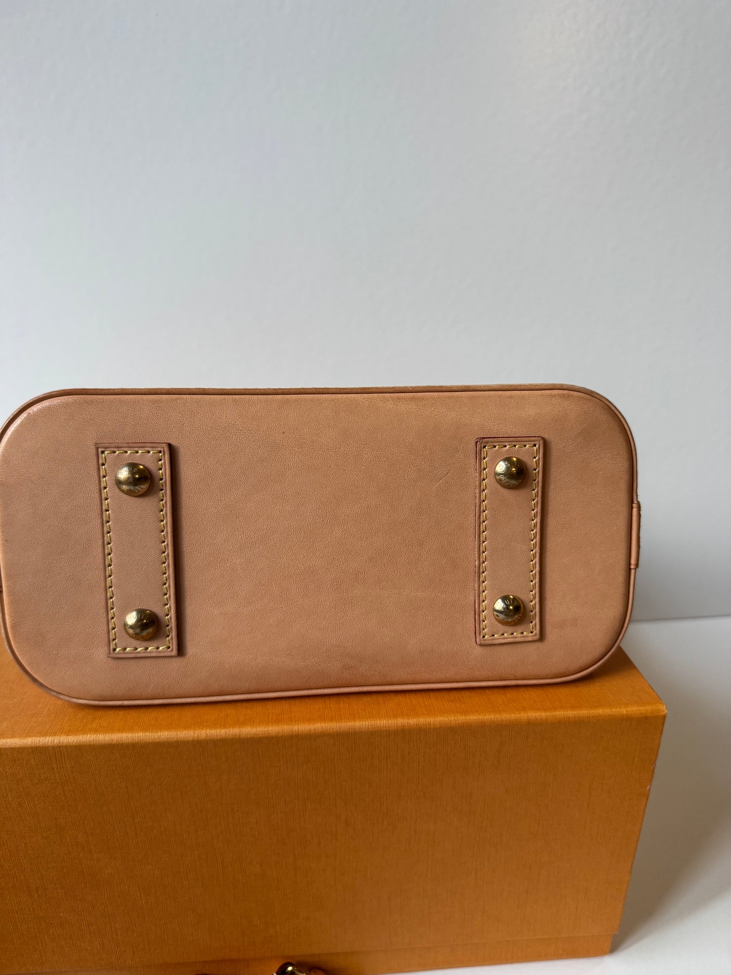 Louis Vuitton Alma BB