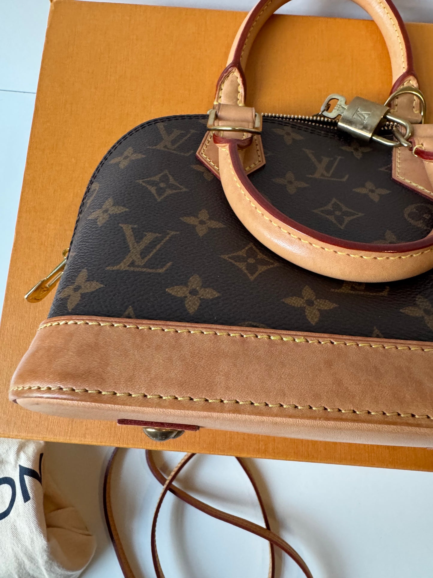 Louis Vuitton Alma BB