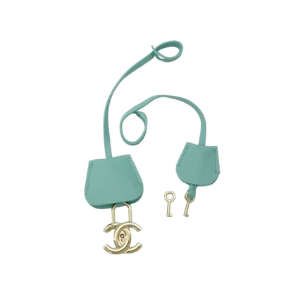 Chanel Tricolor Caviar CC Filigree Vanity Case