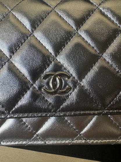 Chanel Wallet On Chain Iridescent