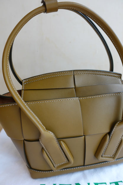 Bottega Veneta Mini Arco