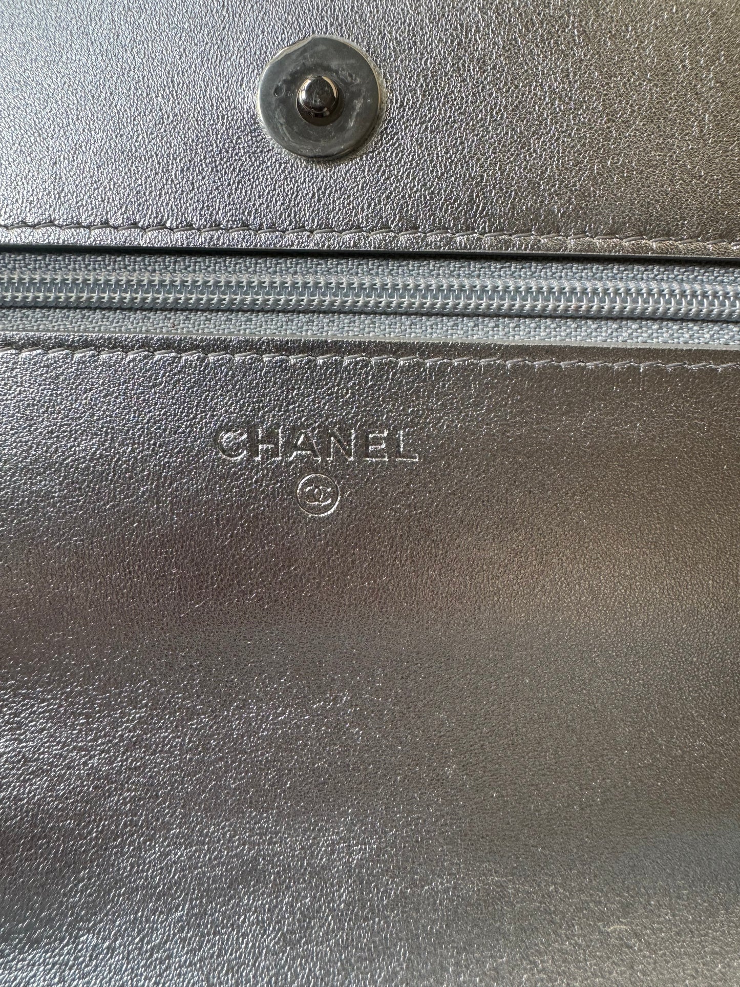 Chanel Wallet On Chain Iridescent