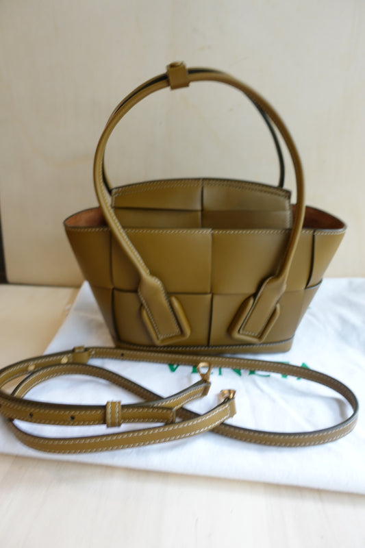 Bottega Veneta Mini Arco