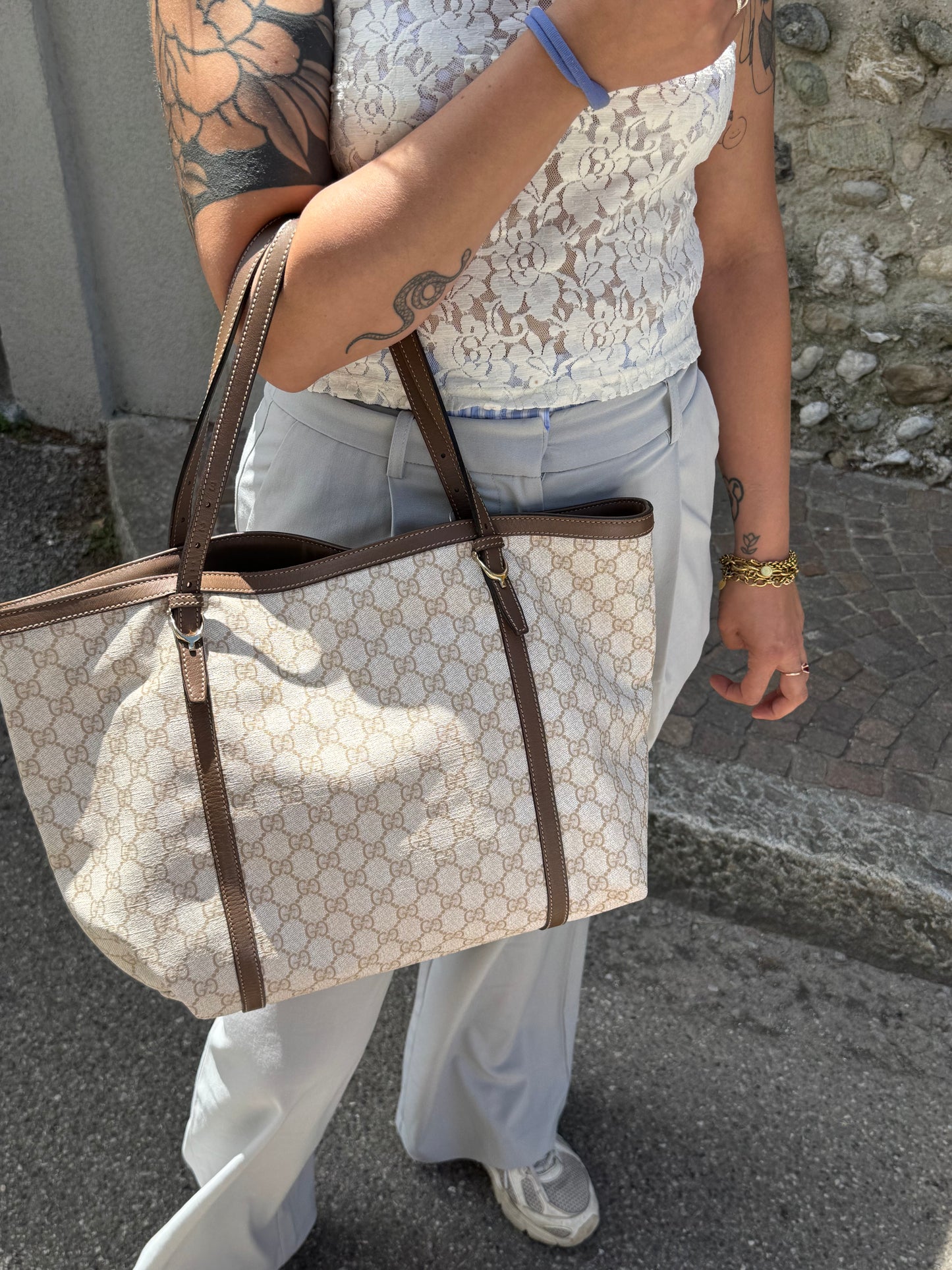 Gucci GG Supreme Nice Tote Bag