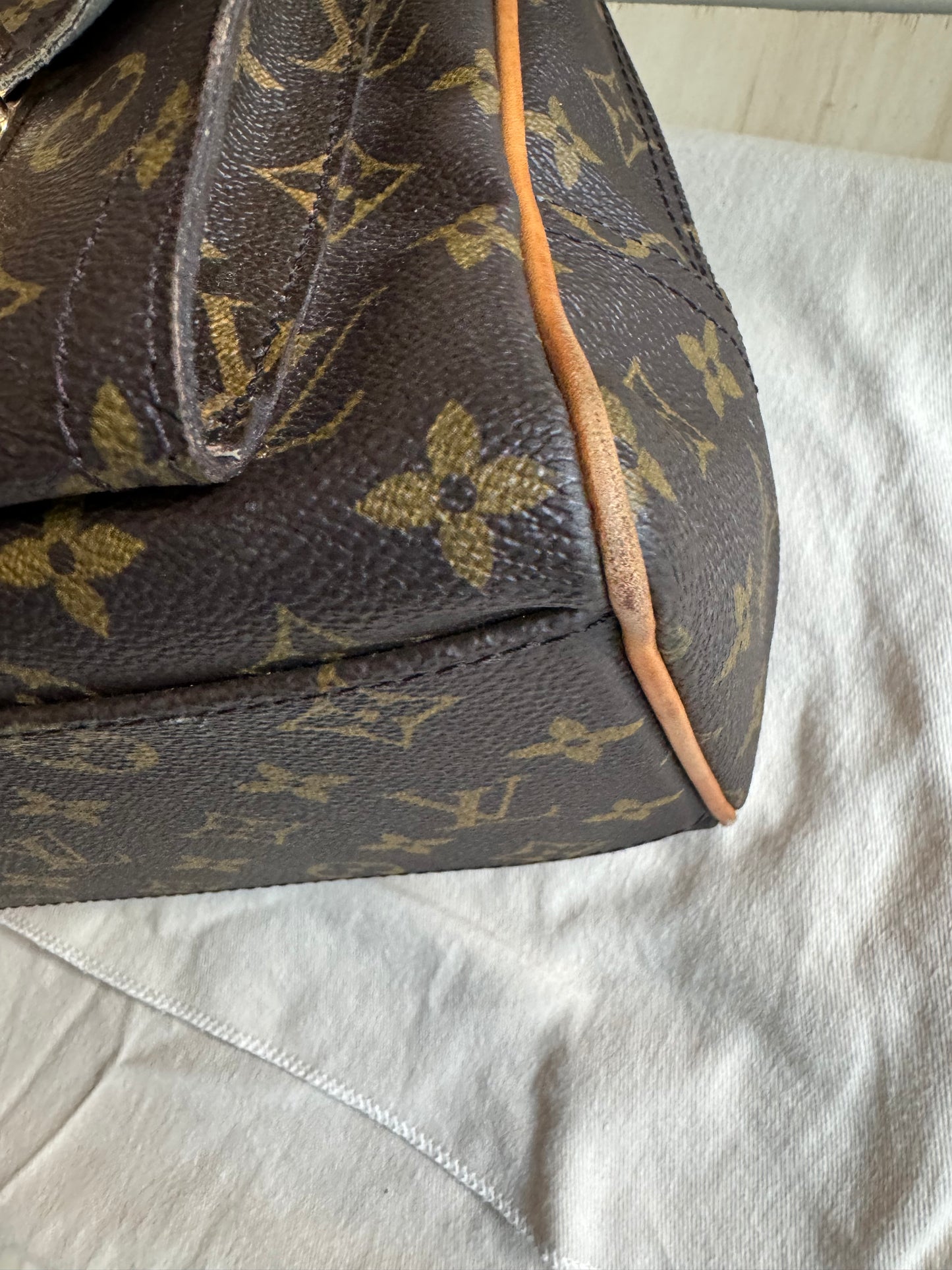 Louis Vuitton Manhattan GM