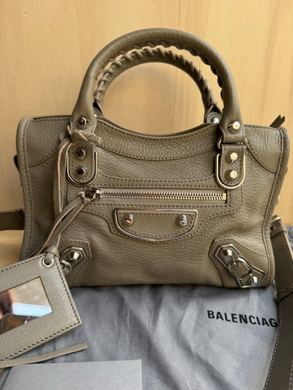 Balenciaga City