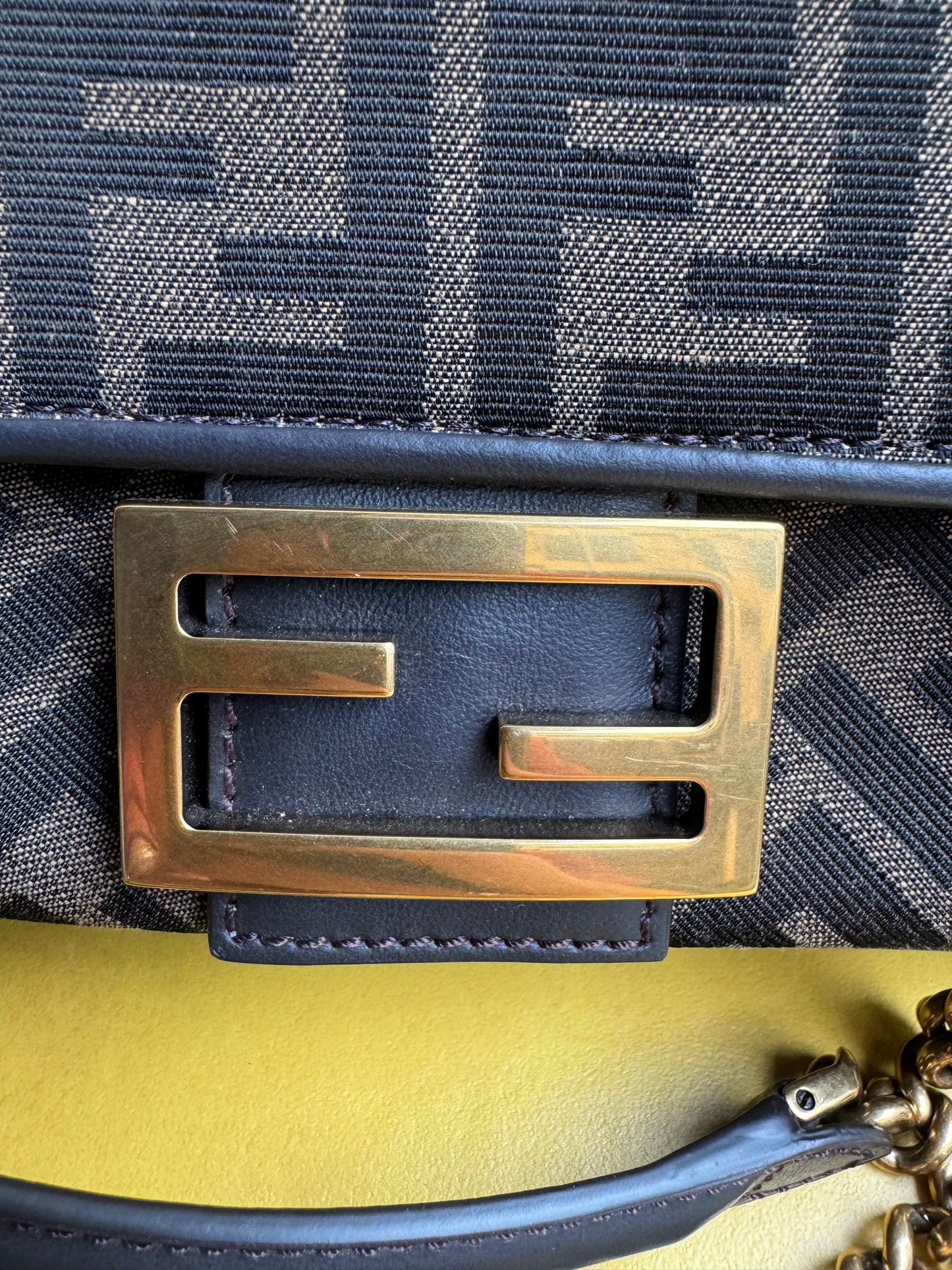 Fendi Baguette Chain Midi