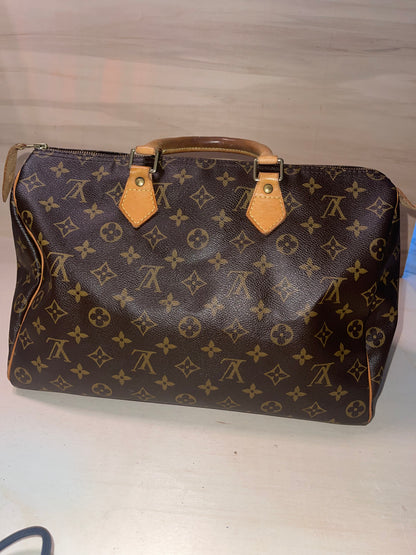 Louis Vuitton Speedy 35 monogram