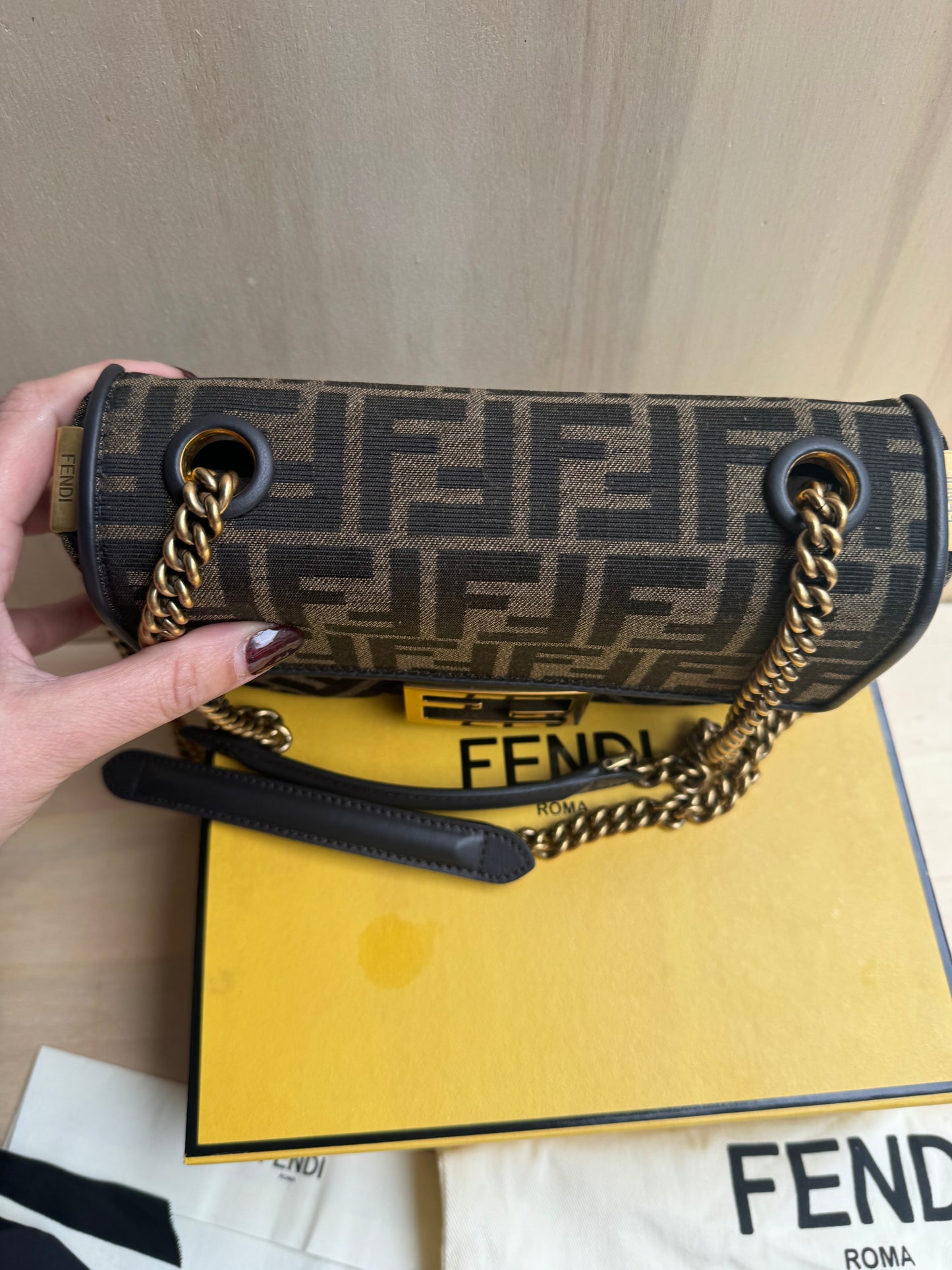 Fendi Baguette Chain Midi