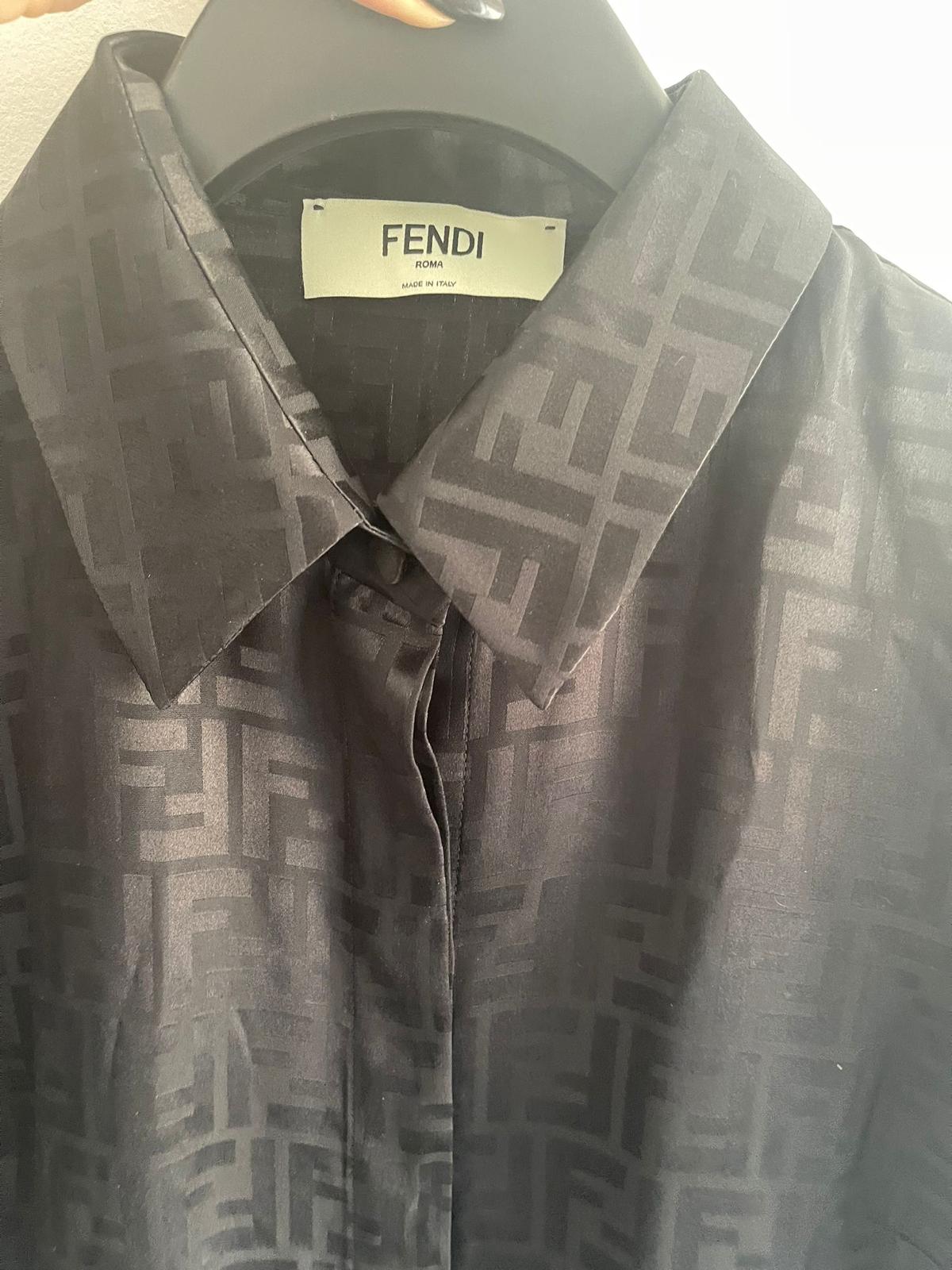 Fendi Cropped Logo Shirt