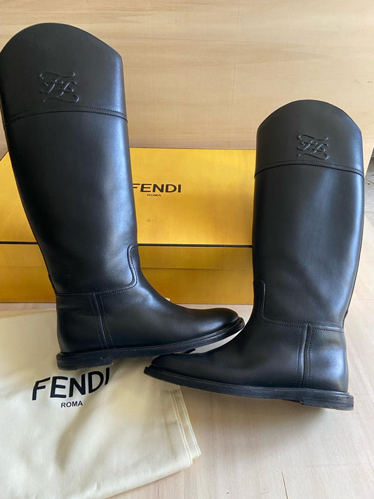 Fendi Karligraphy Boots
