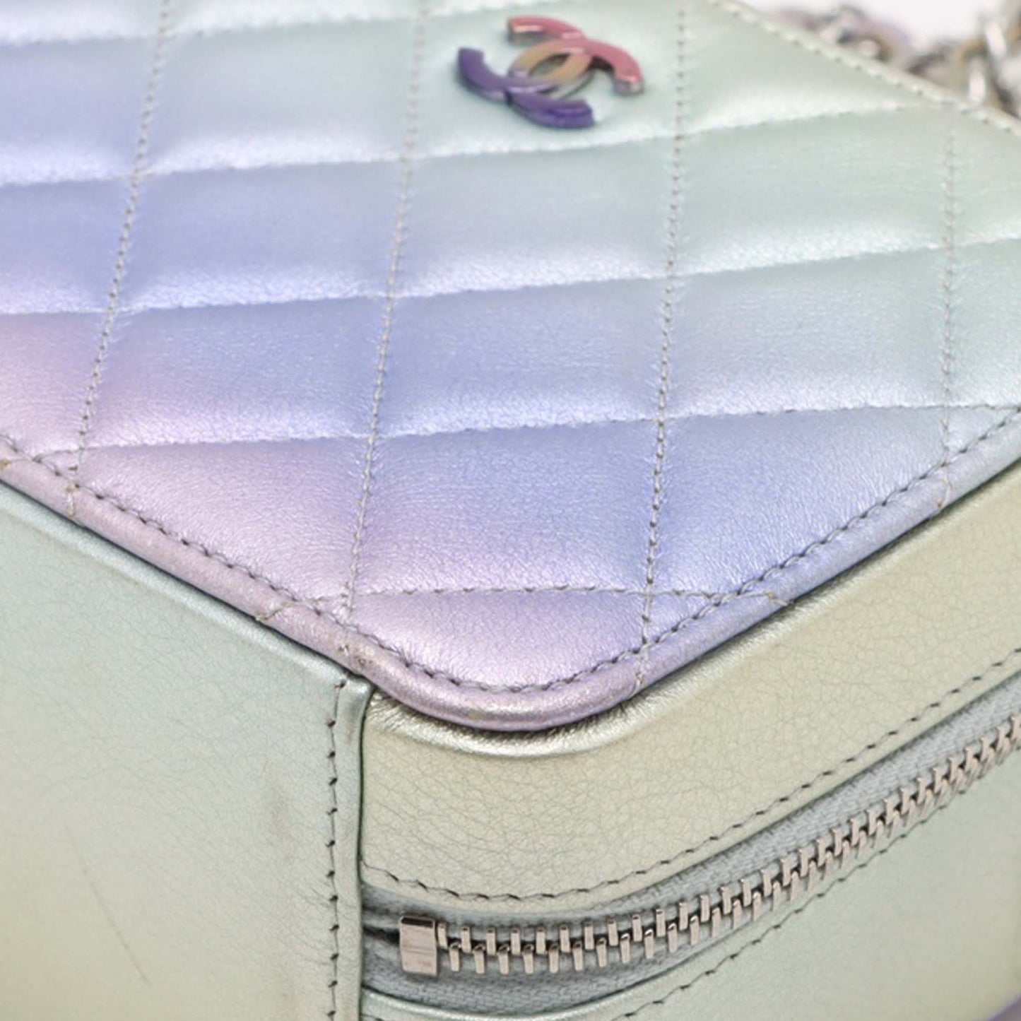 Chanel CC Quilted Gradient Metallic Calfskin preloved Camera Bag