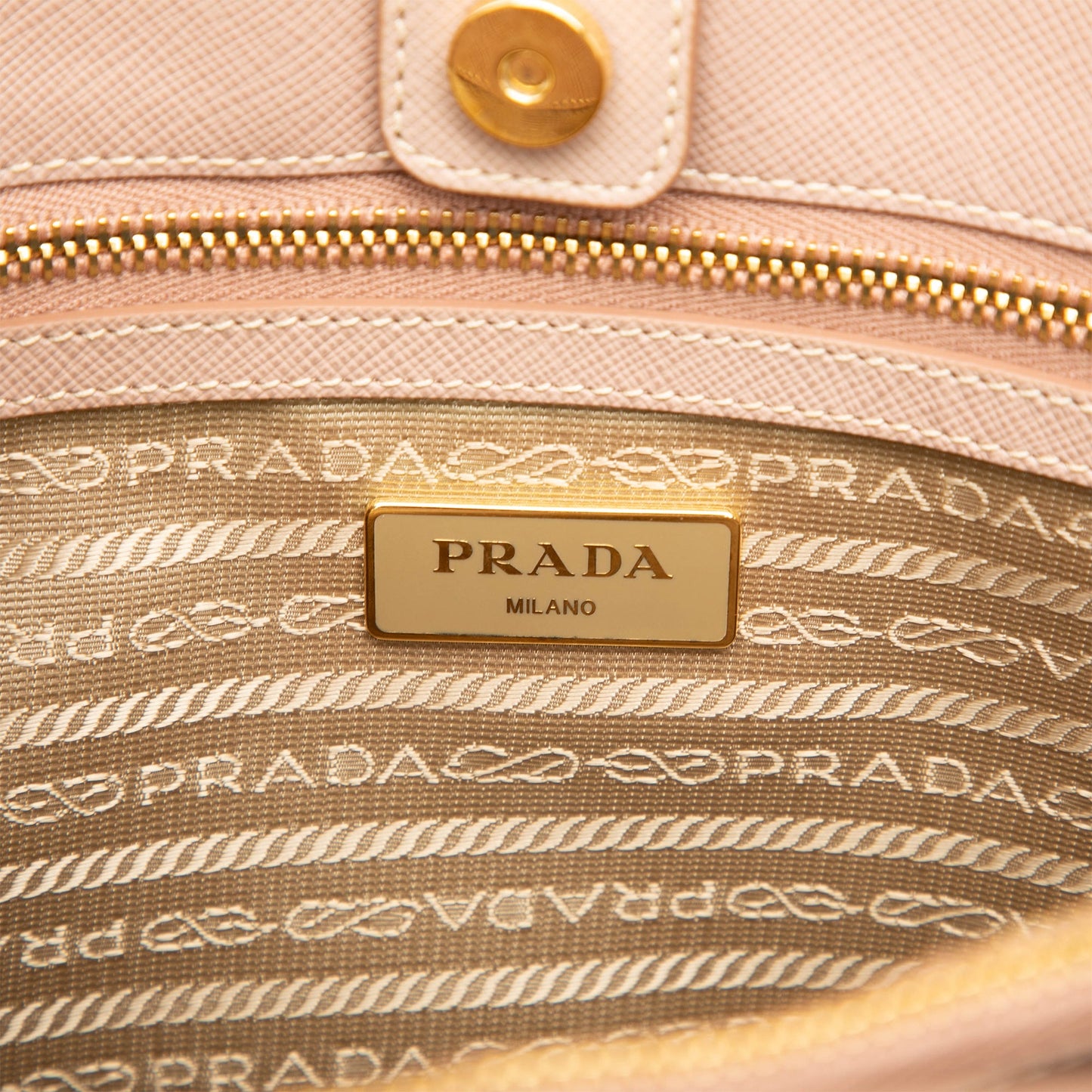 Prada Galleria Saffiano Lux Used Bag