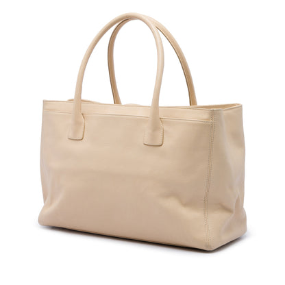 Chanel Calfskin Executive Cerf Tote Preloved bag