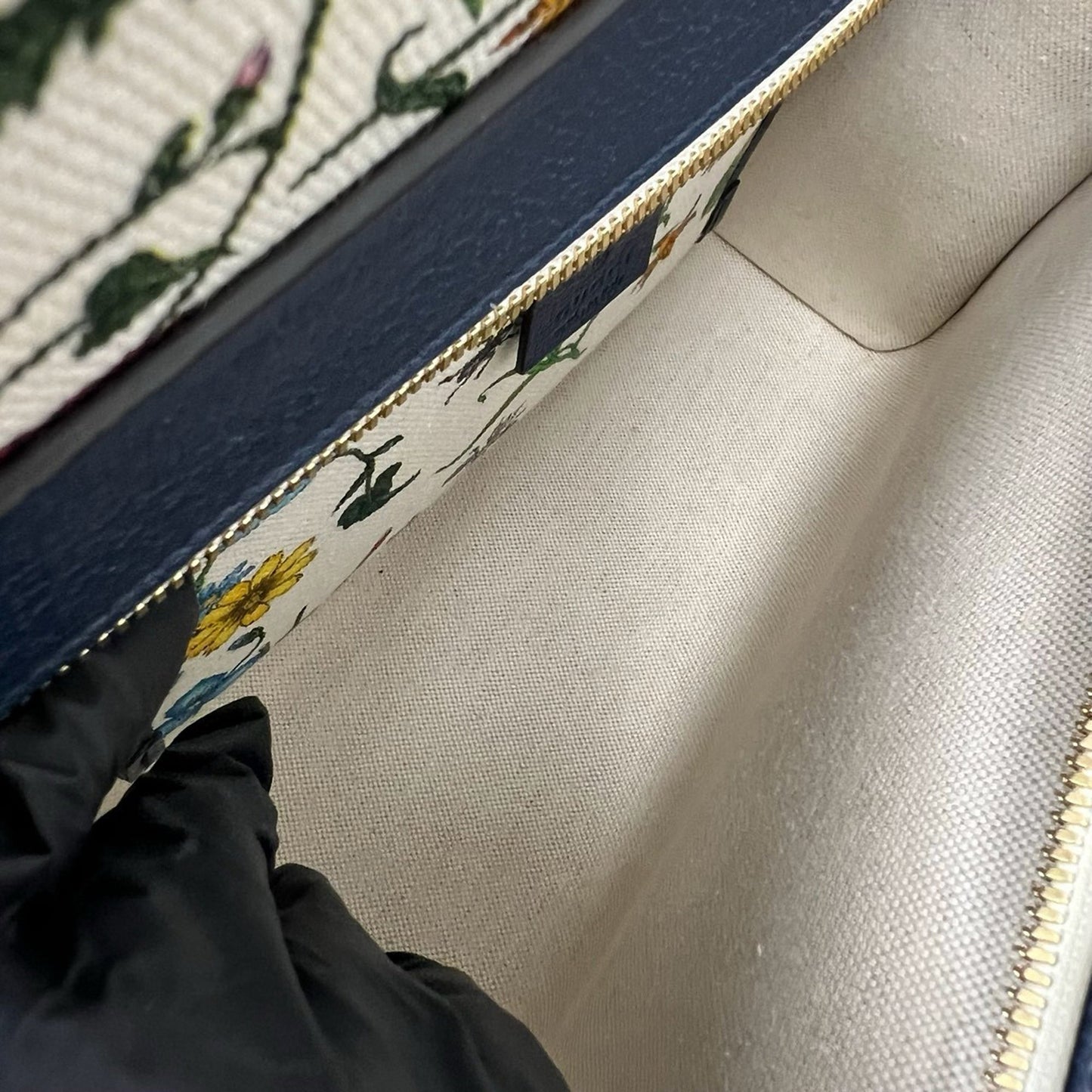 Gucci Canvas Flora Bag