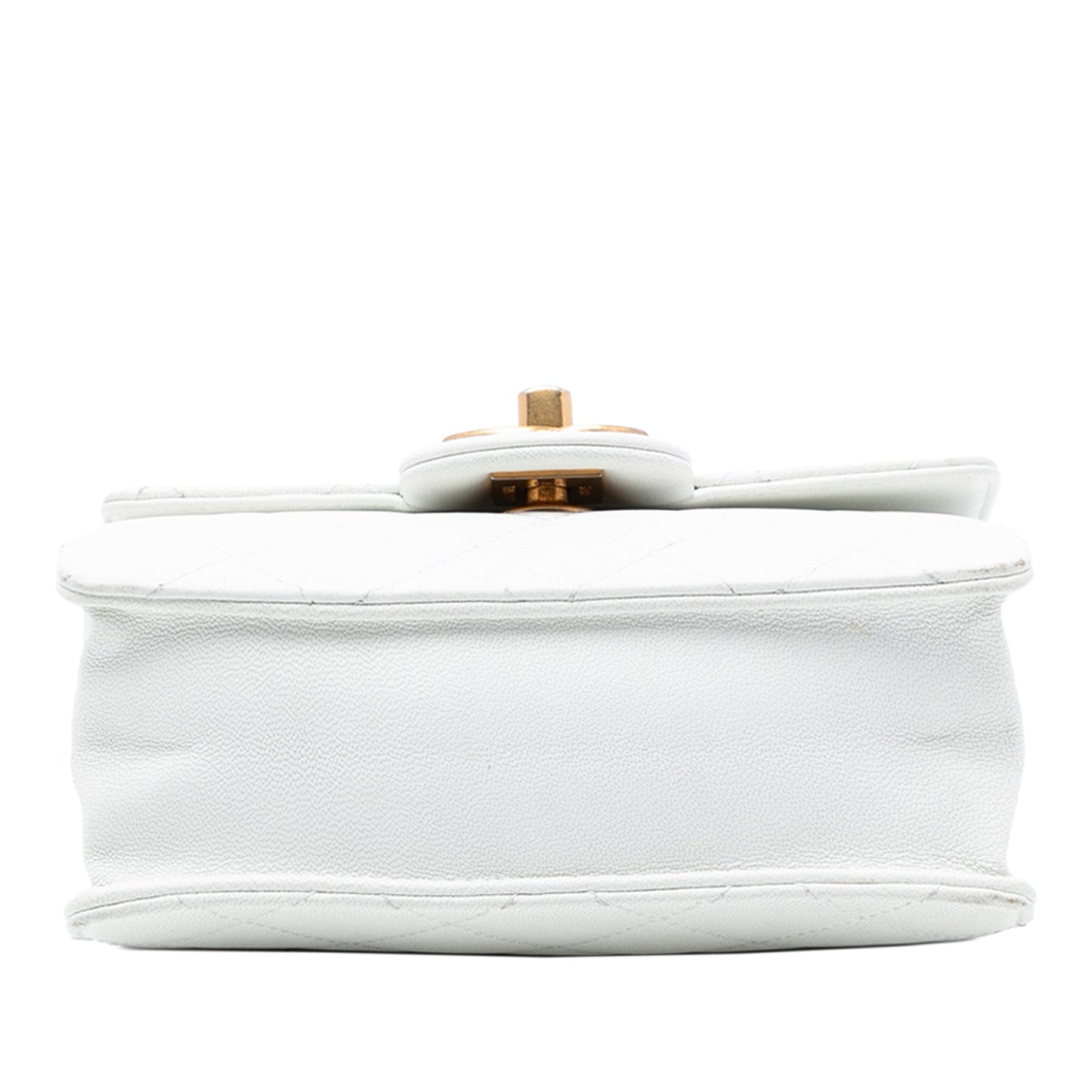 Chanel Chic Pearls Flap