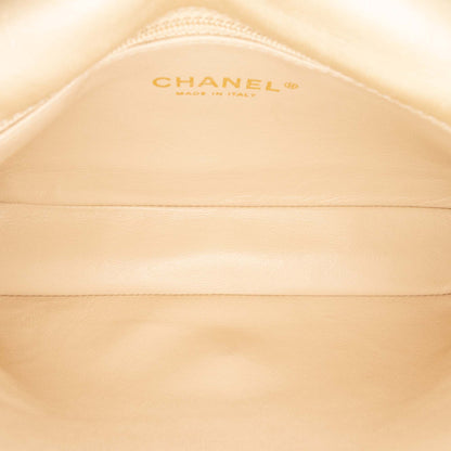 Chanel Iridescent Lambskin Pearl CC Crystal Flap