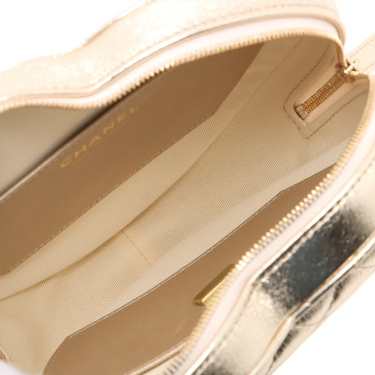Chanel Metallic Quilted Lambskin CC in Love Heart Bag