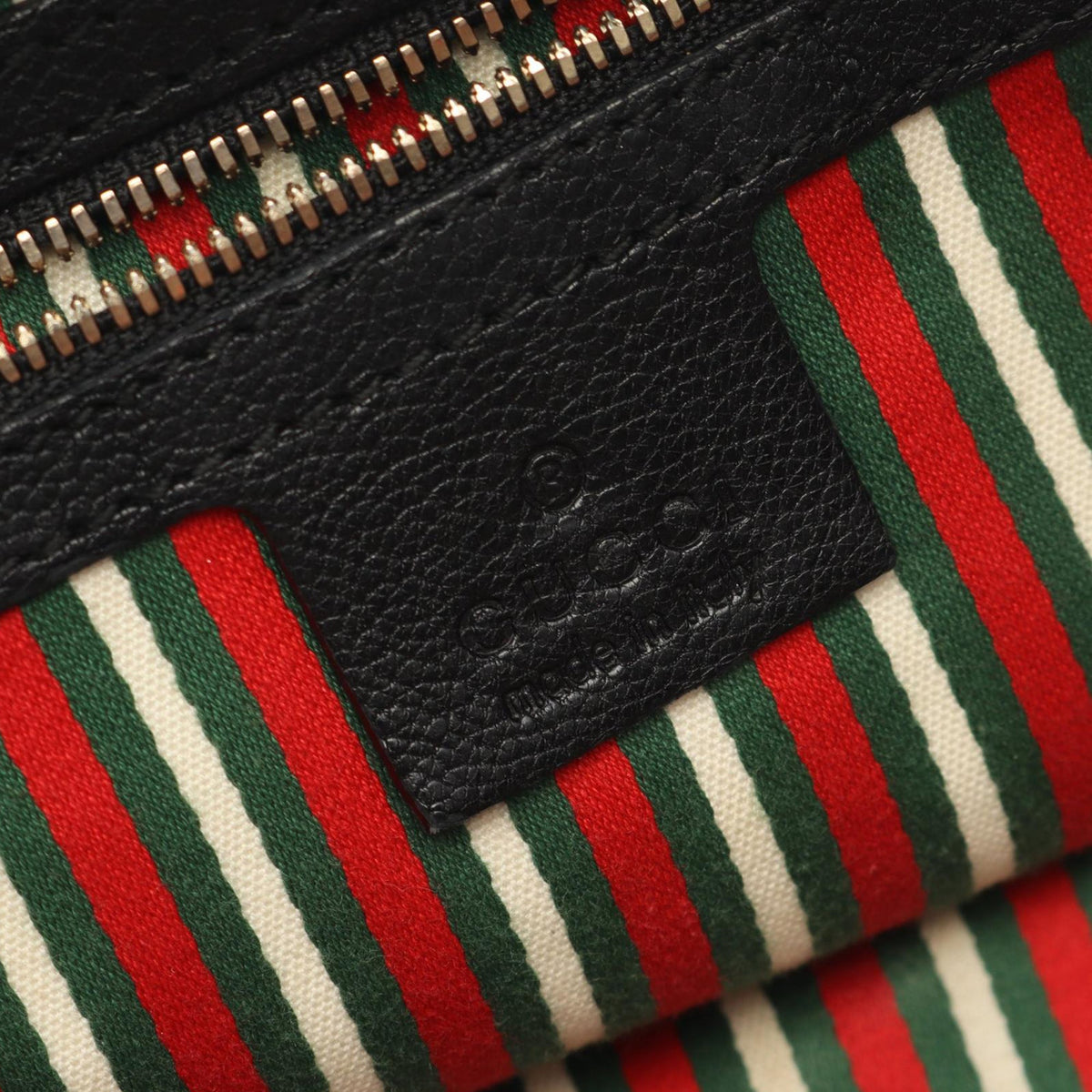 Gucci Calfskin Wave Handbag