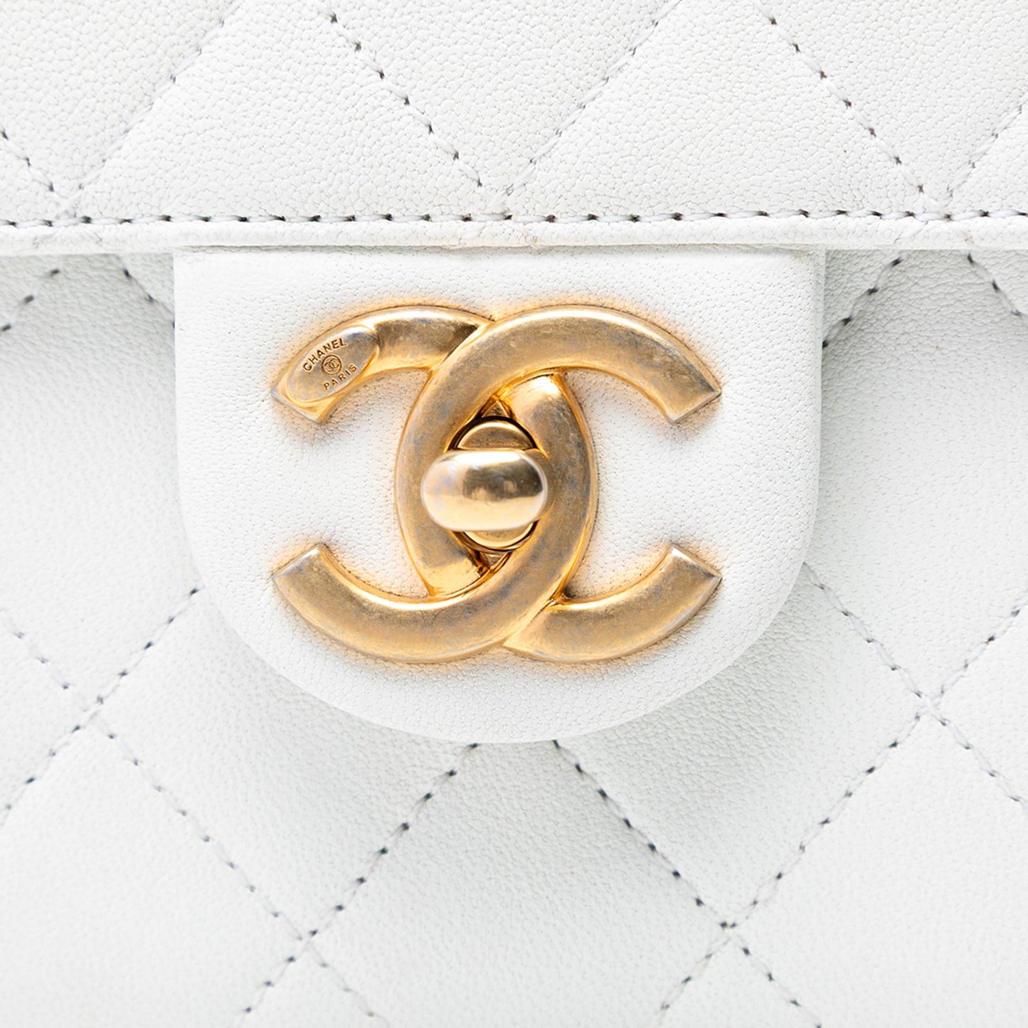 Chanel Chic Pearls Flap