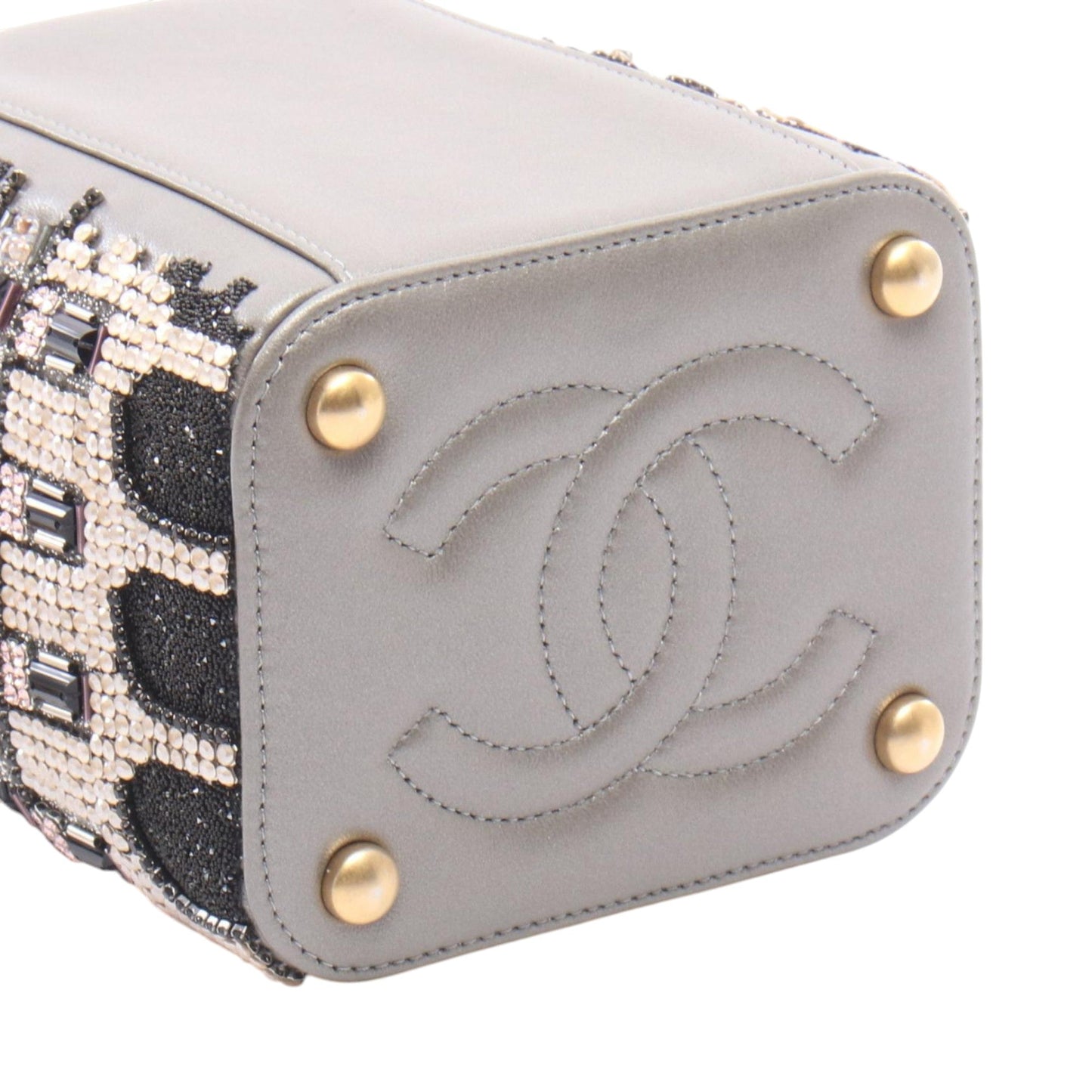 Chanel Crystal Metiers D Art Chateau de Chenonceau Bucket Bag