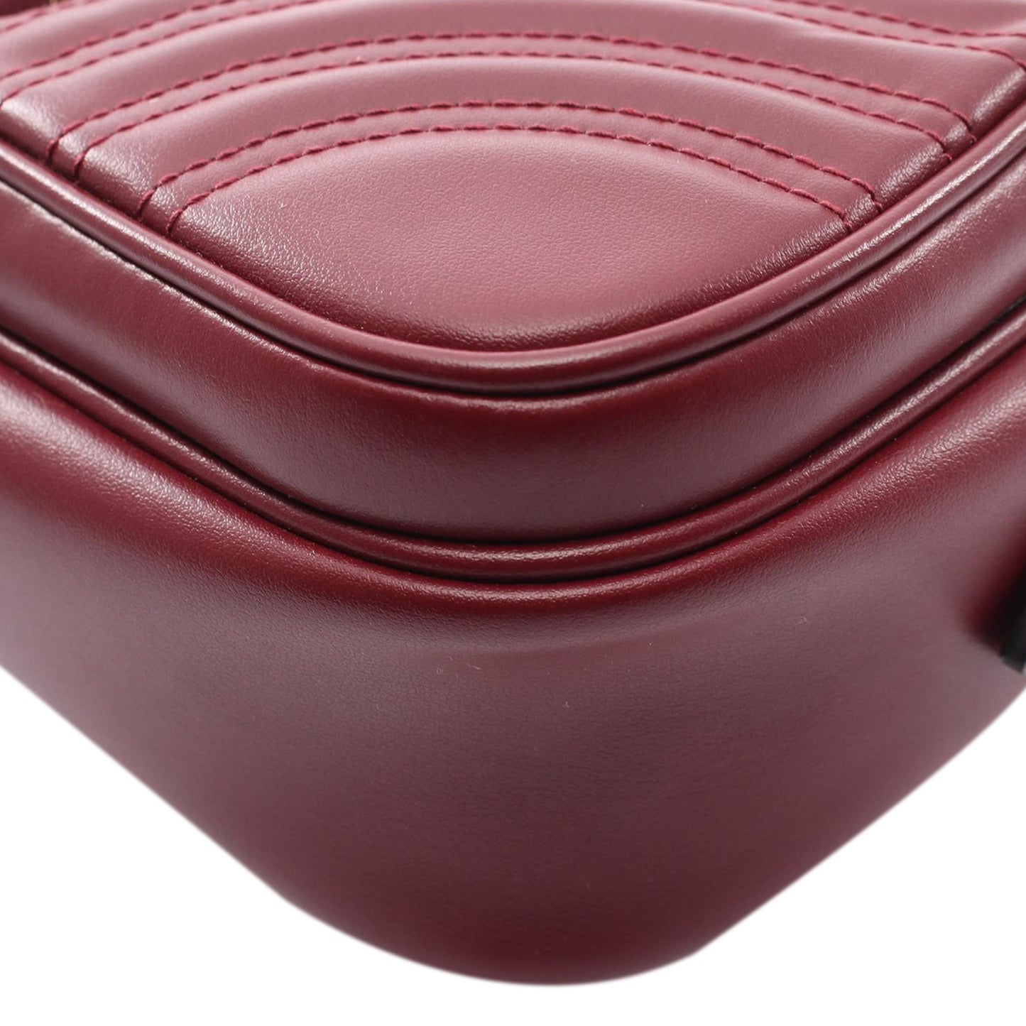 Gucci GG Marmont Matelasse Leather Sphinx Crossbody Bag