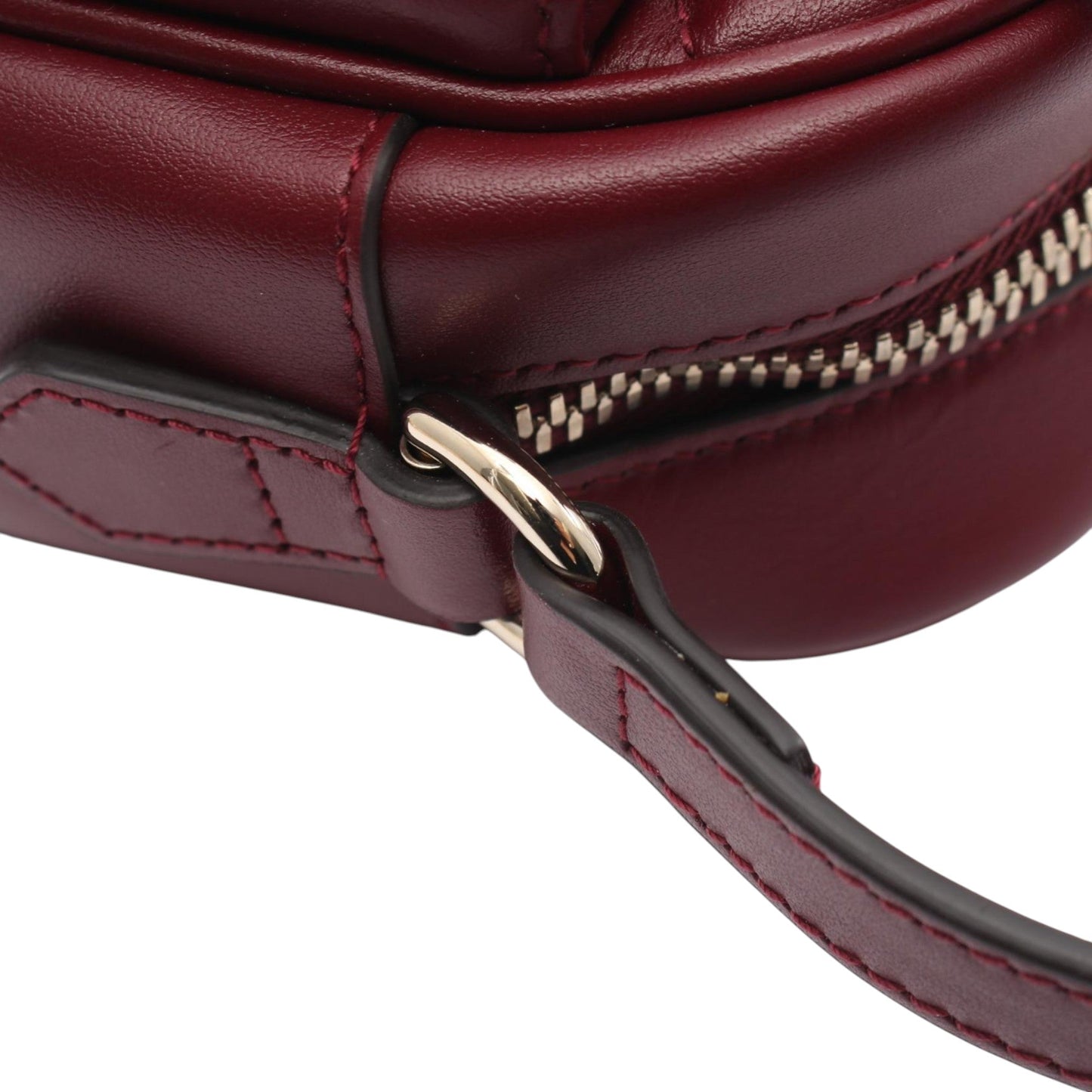 Gucci GG Marmont Matelasse Leather Sphinx Crossbody Bag